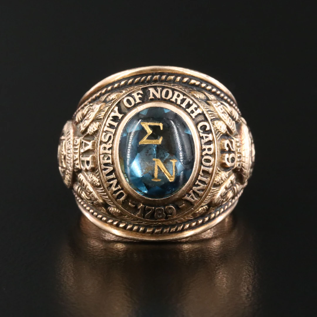 Vintage 10K Spinel University of North Carolina Class Ring