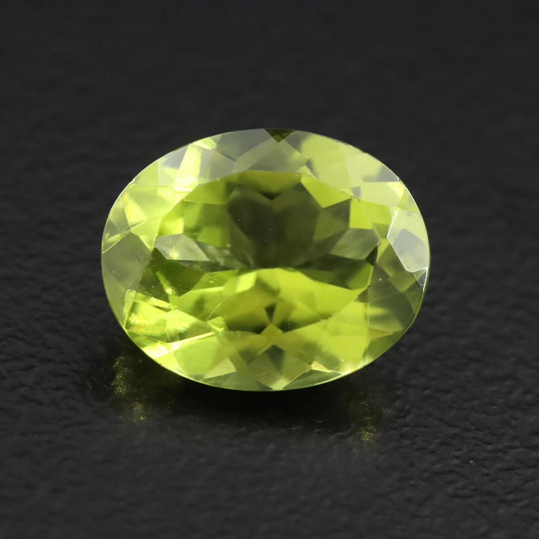 Loose 2.78 CT Peridot with IGI Report