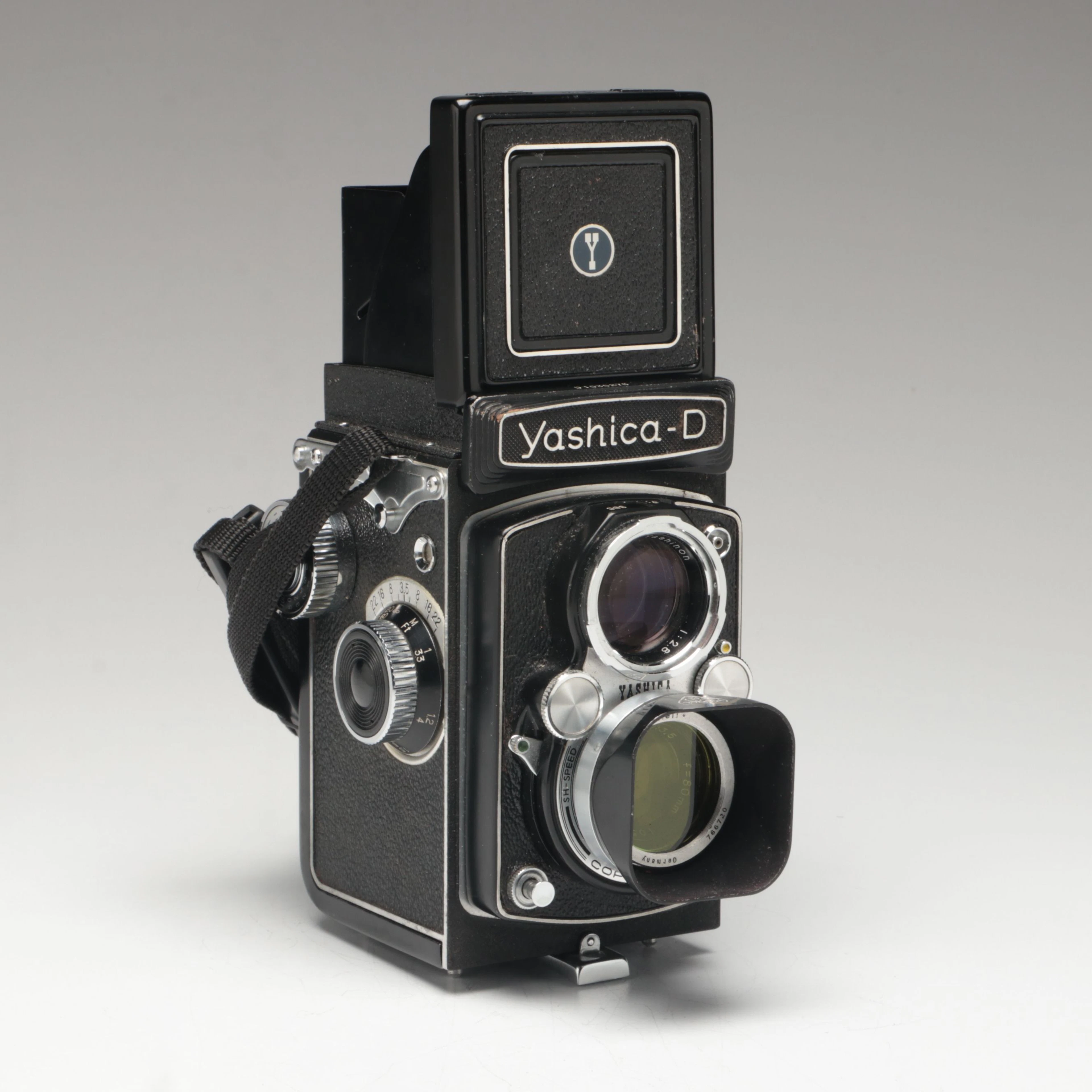 Yashica-D 80mm F3.5 Twin-Lens Reflex Camera with Lens Hood, Circa 1958–1974