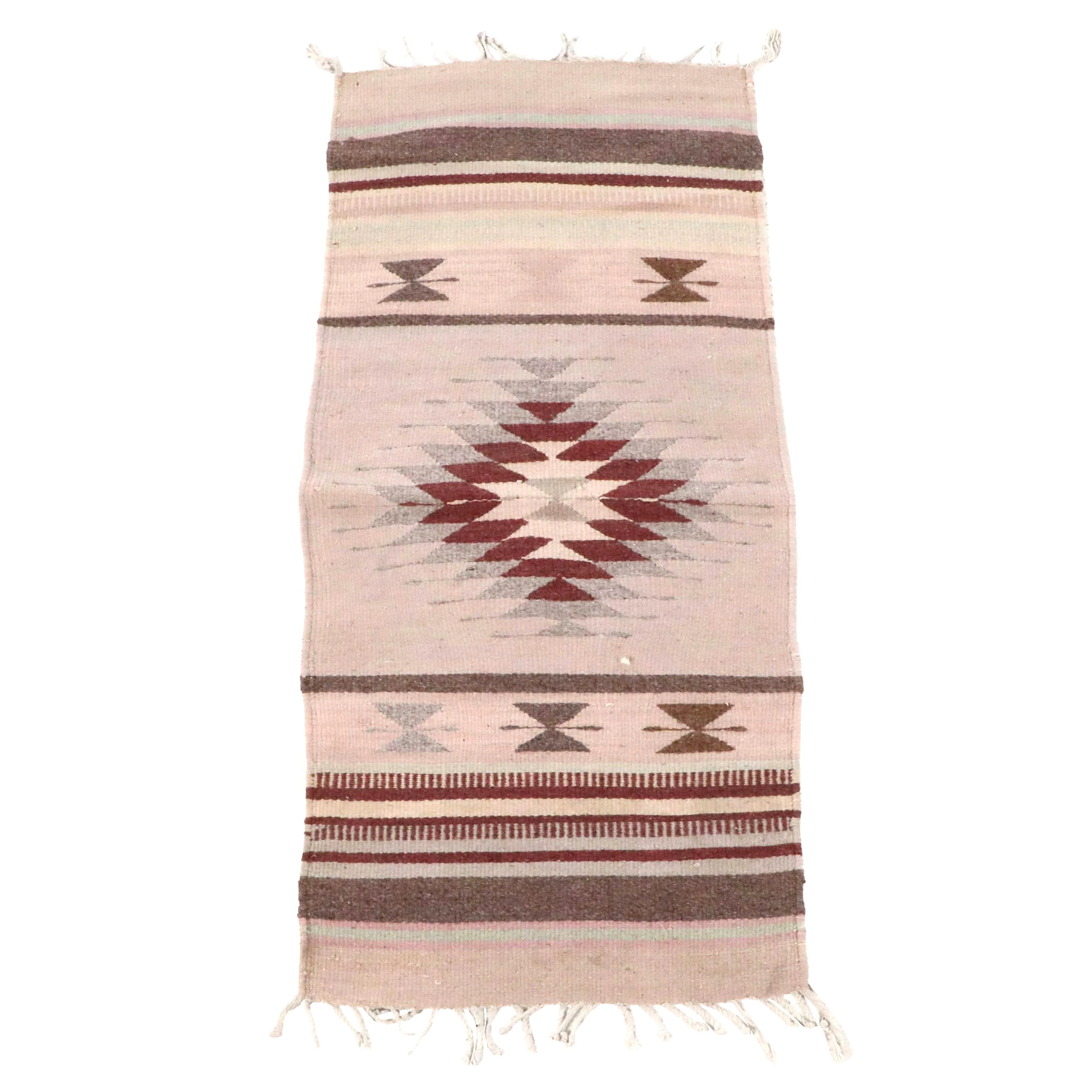 1'6 x 3'7 Handwoven Southwestern Style Accent Rug