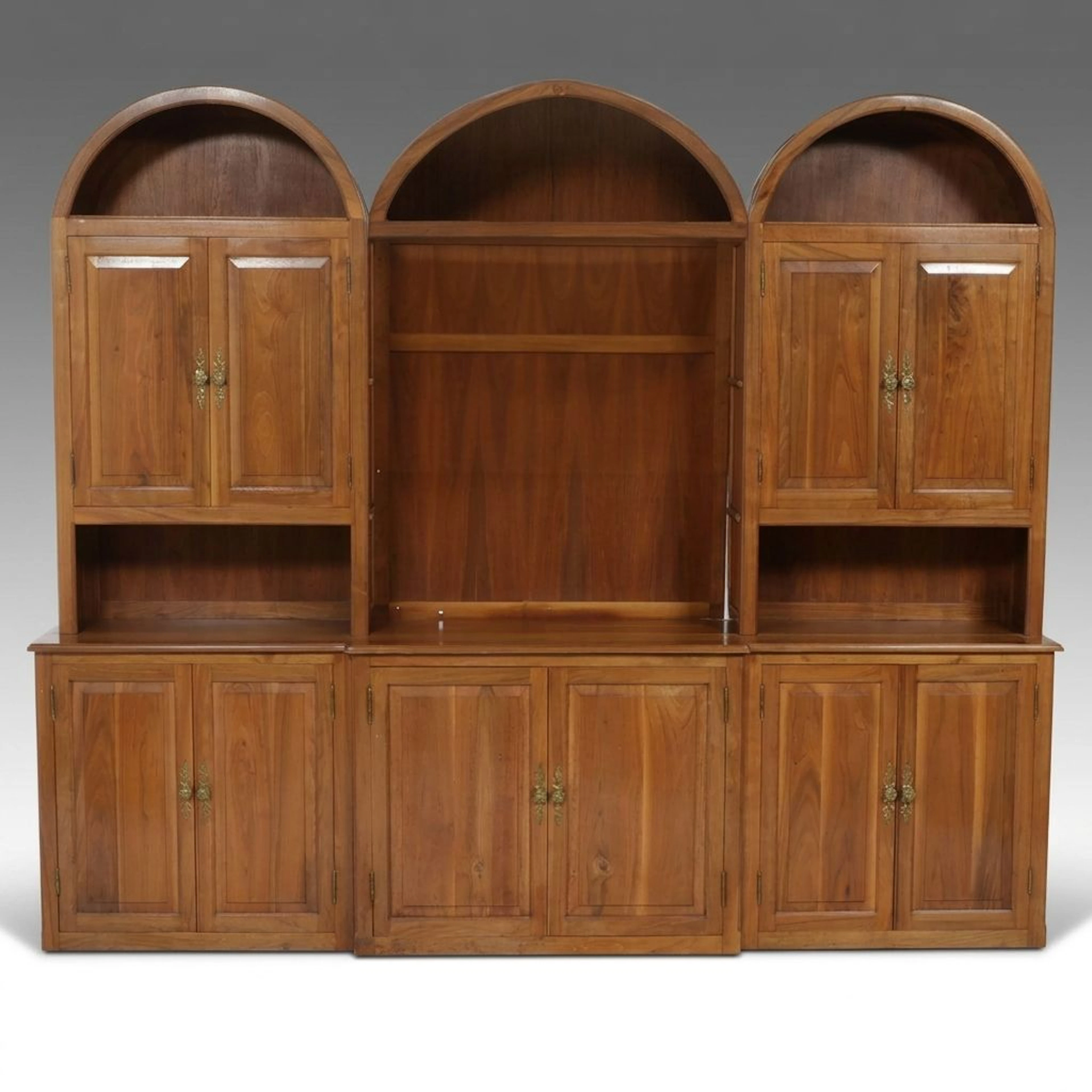 Traditional Style Cherry Arch-Top China Cabinet, Late 20th Century