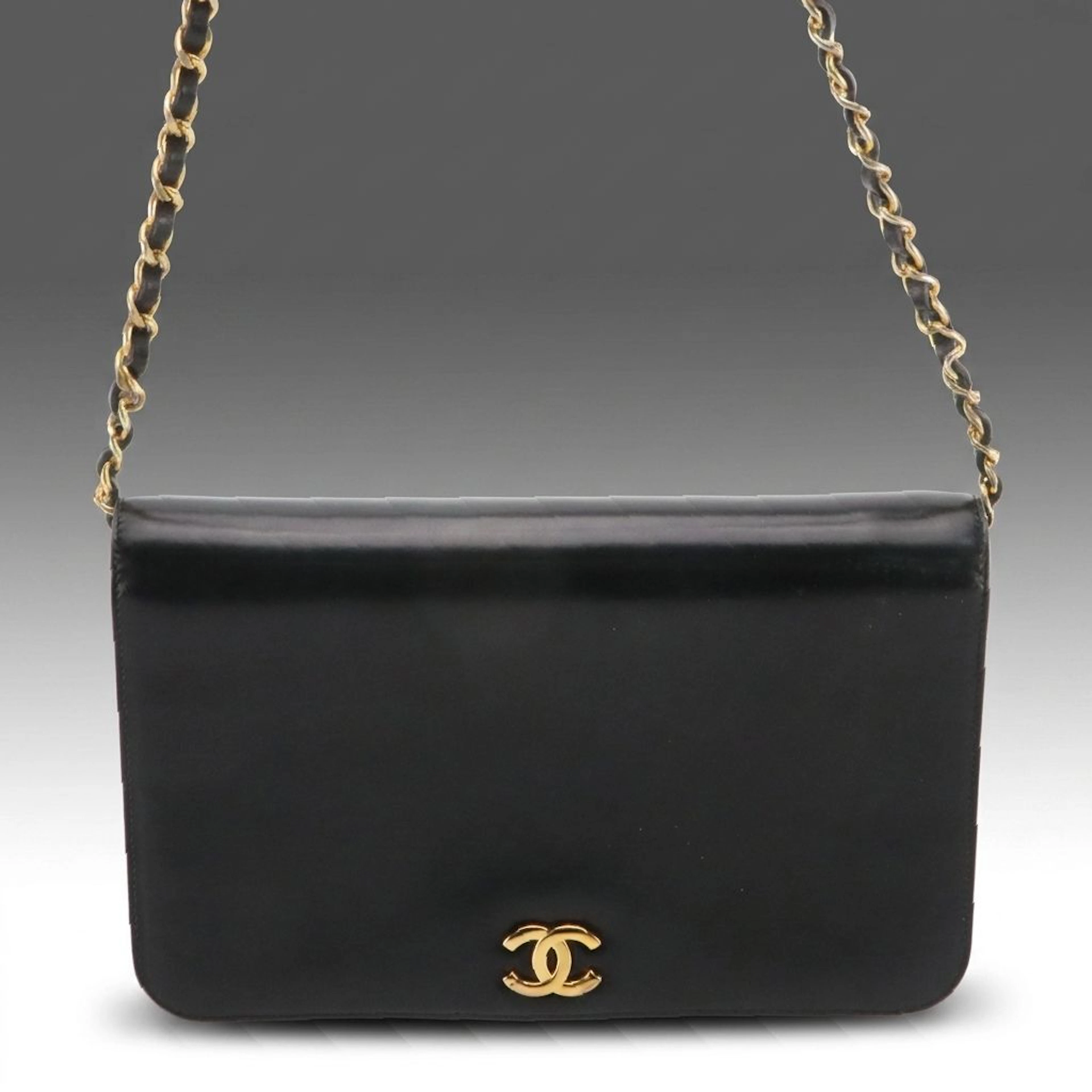 Chanel Full Flap Shoulder Bag in Smooth Calfskin Leather, Vintage
