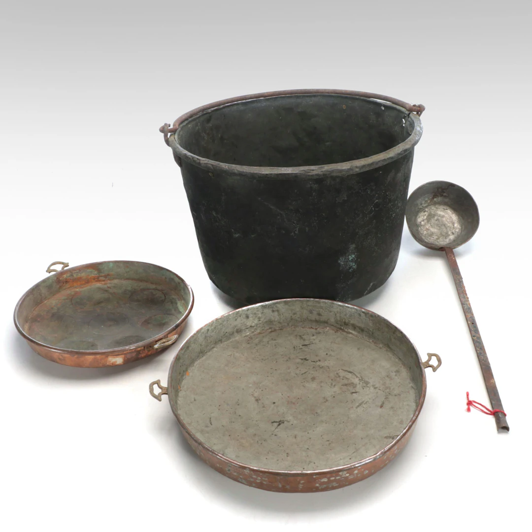 Metal Stock Pot, Metal Pans, and Metal Long Handle Ladle