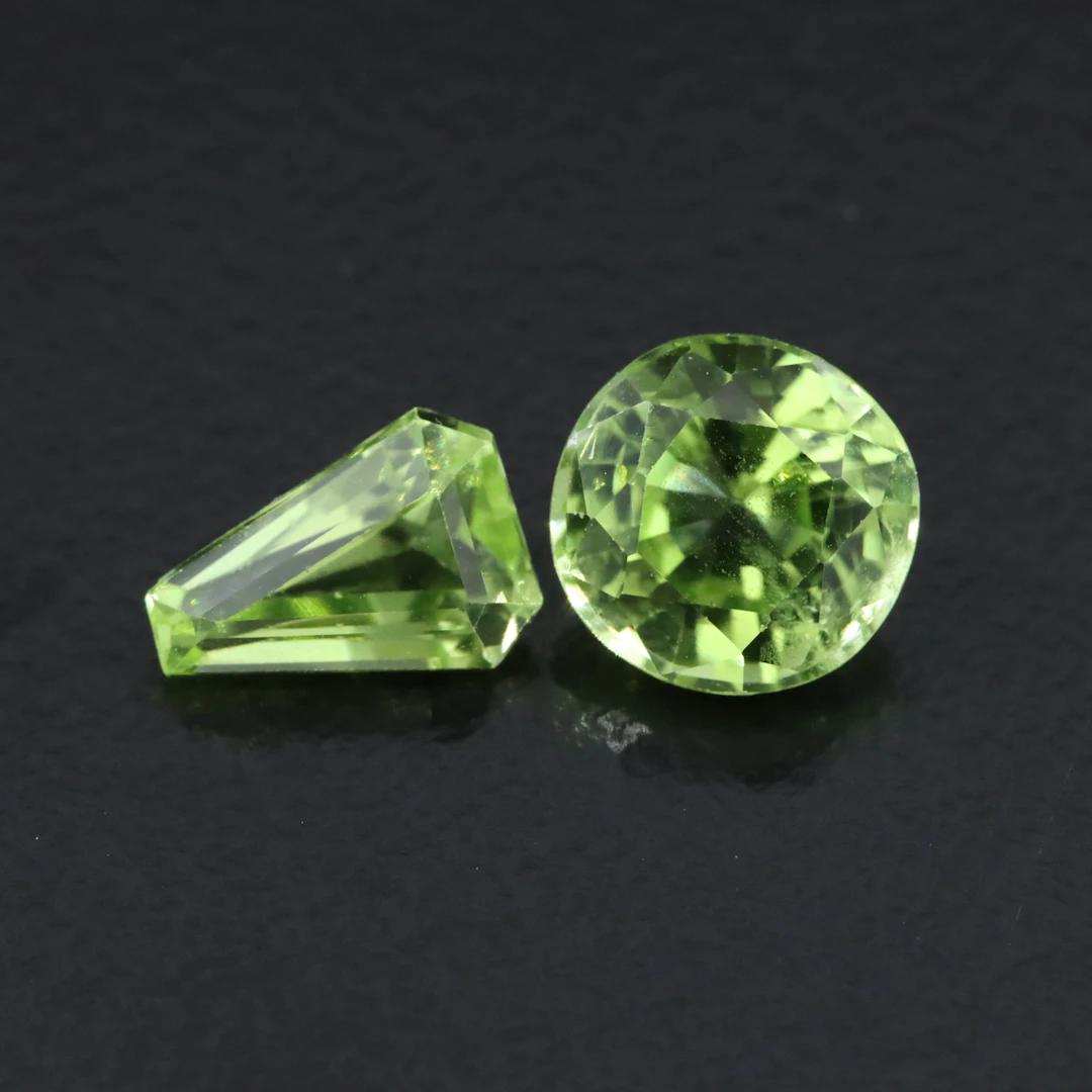 Loose 3.25 CTW Peridot
