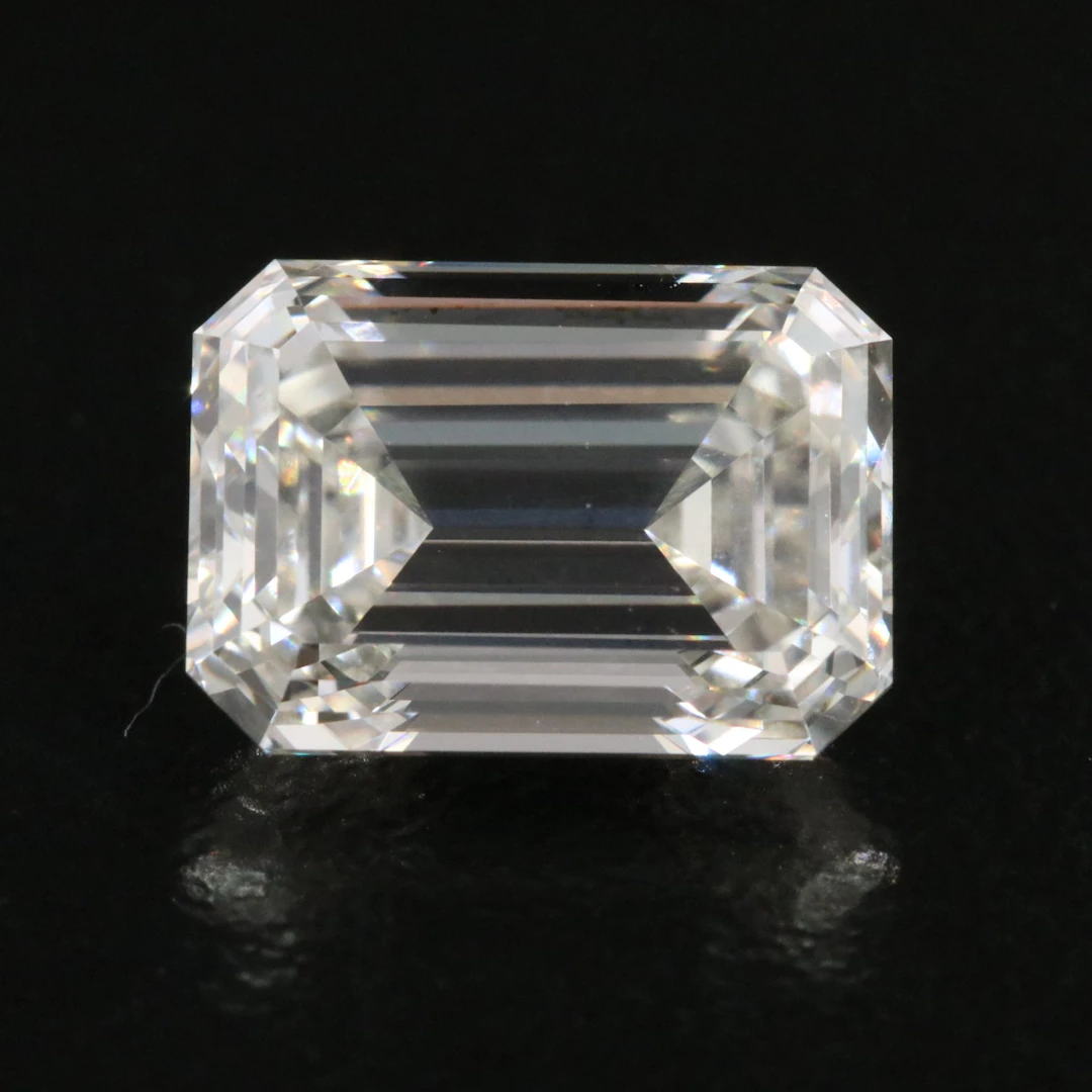 Loose 3.01 CT Lab Grown Diamond with IGI Report