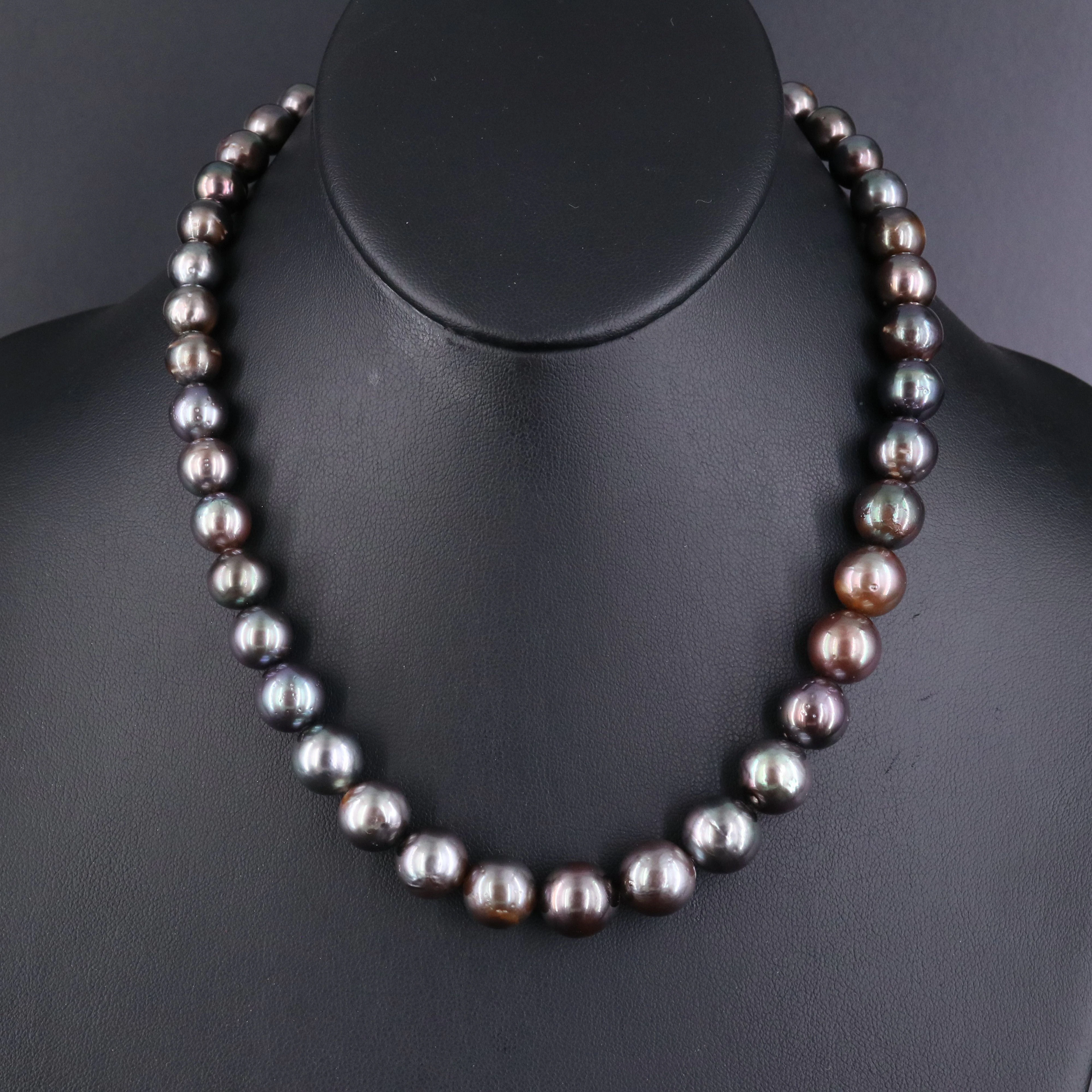Graduated Pearl Necklace