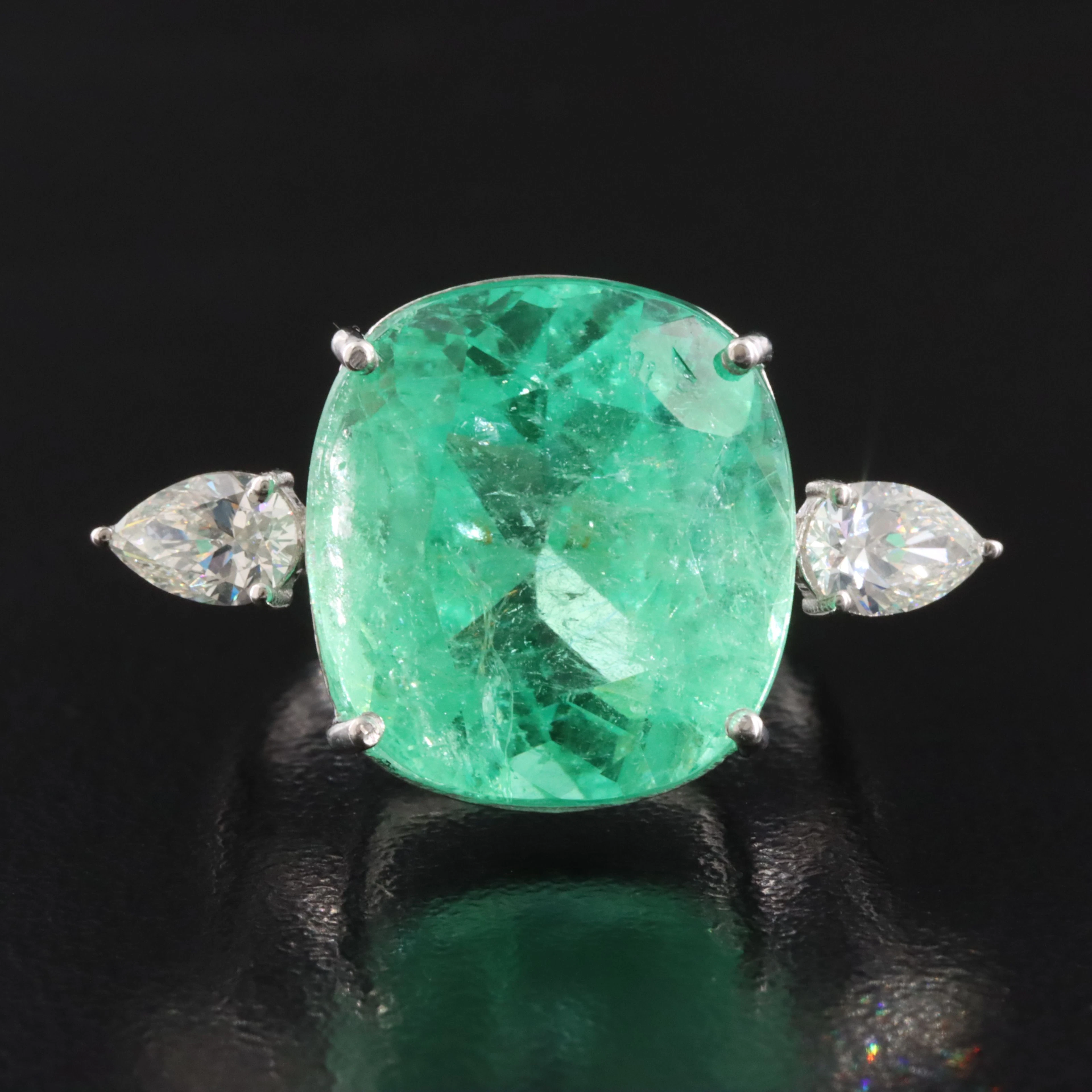 18K 11.88 CT Colombian Emerald and Diamond Ring with GIA Reports