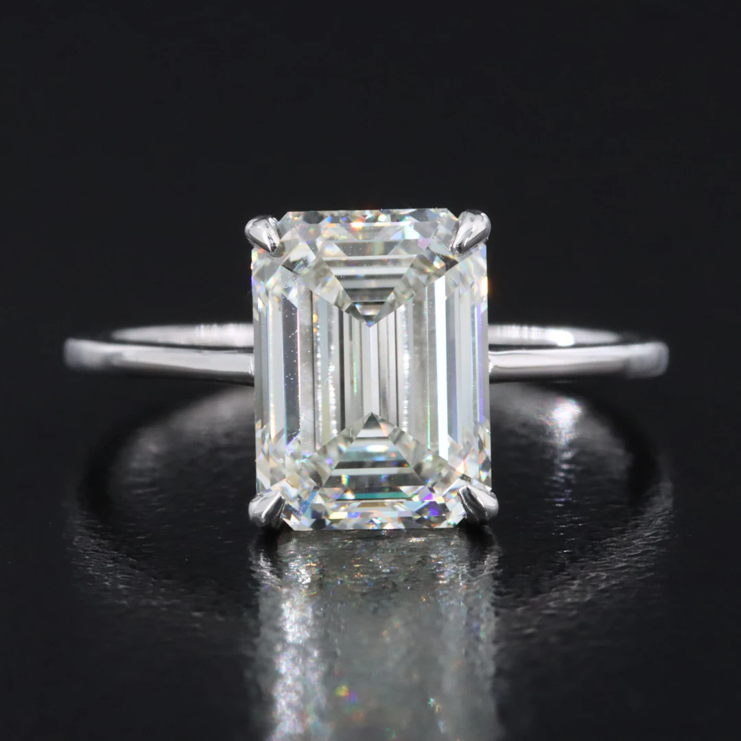 14K 3.10 CT Lab Grown Diamond Solitaire Ring with IGI Report
