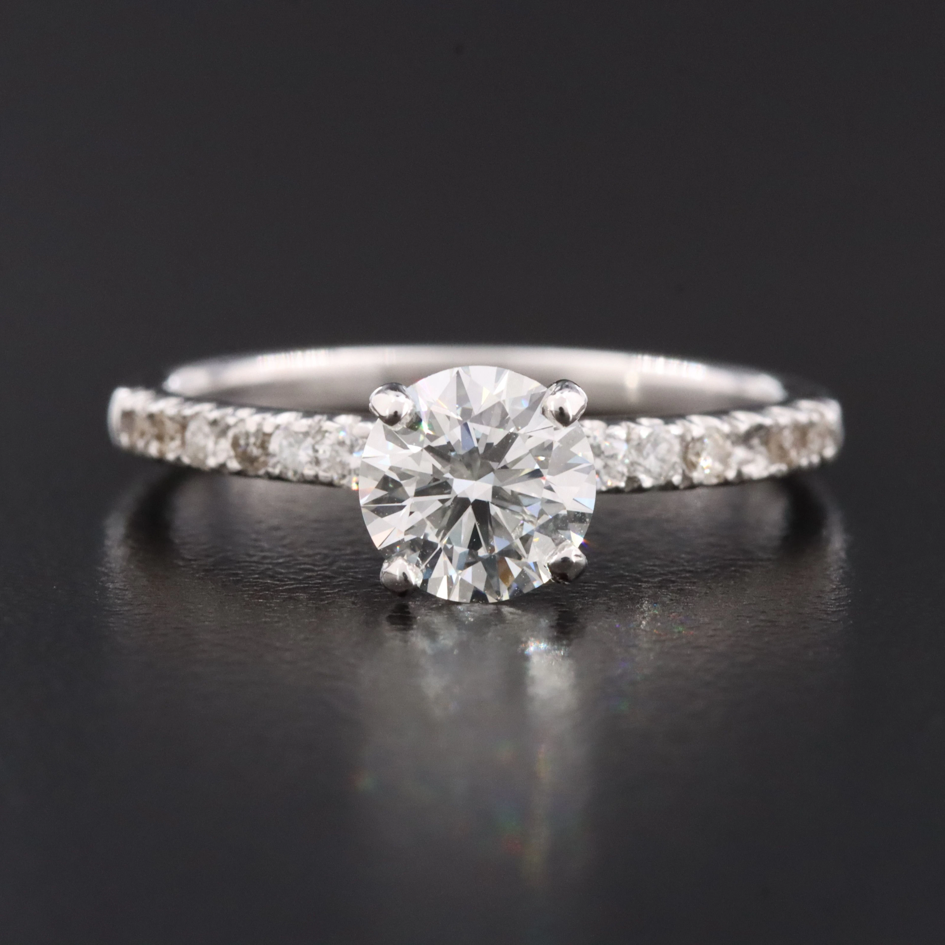 18K 1.26 CTW Diamond Ring with Lab Grown Center
