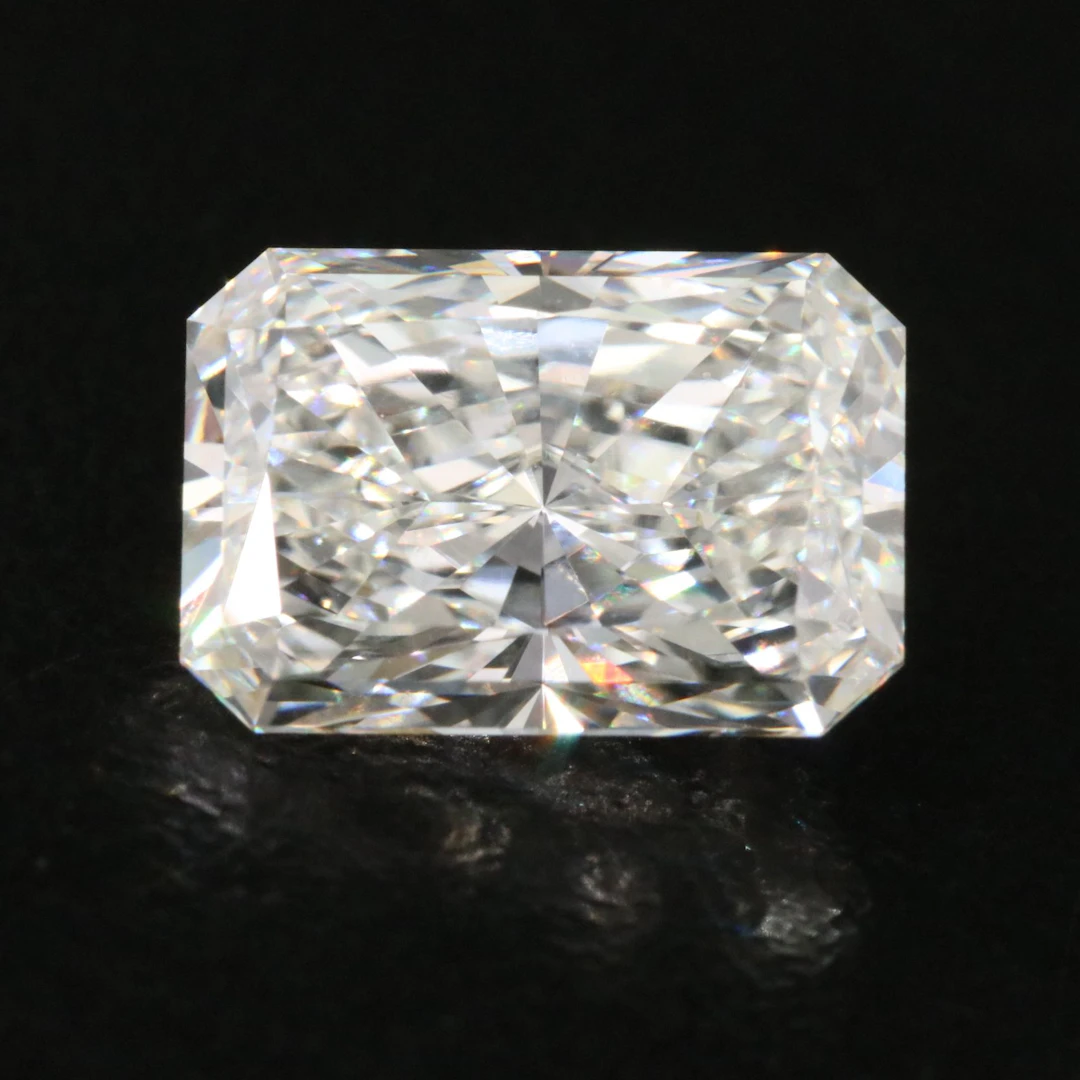Loose 2.93 CT Lab Grown Diamond with IGI Report