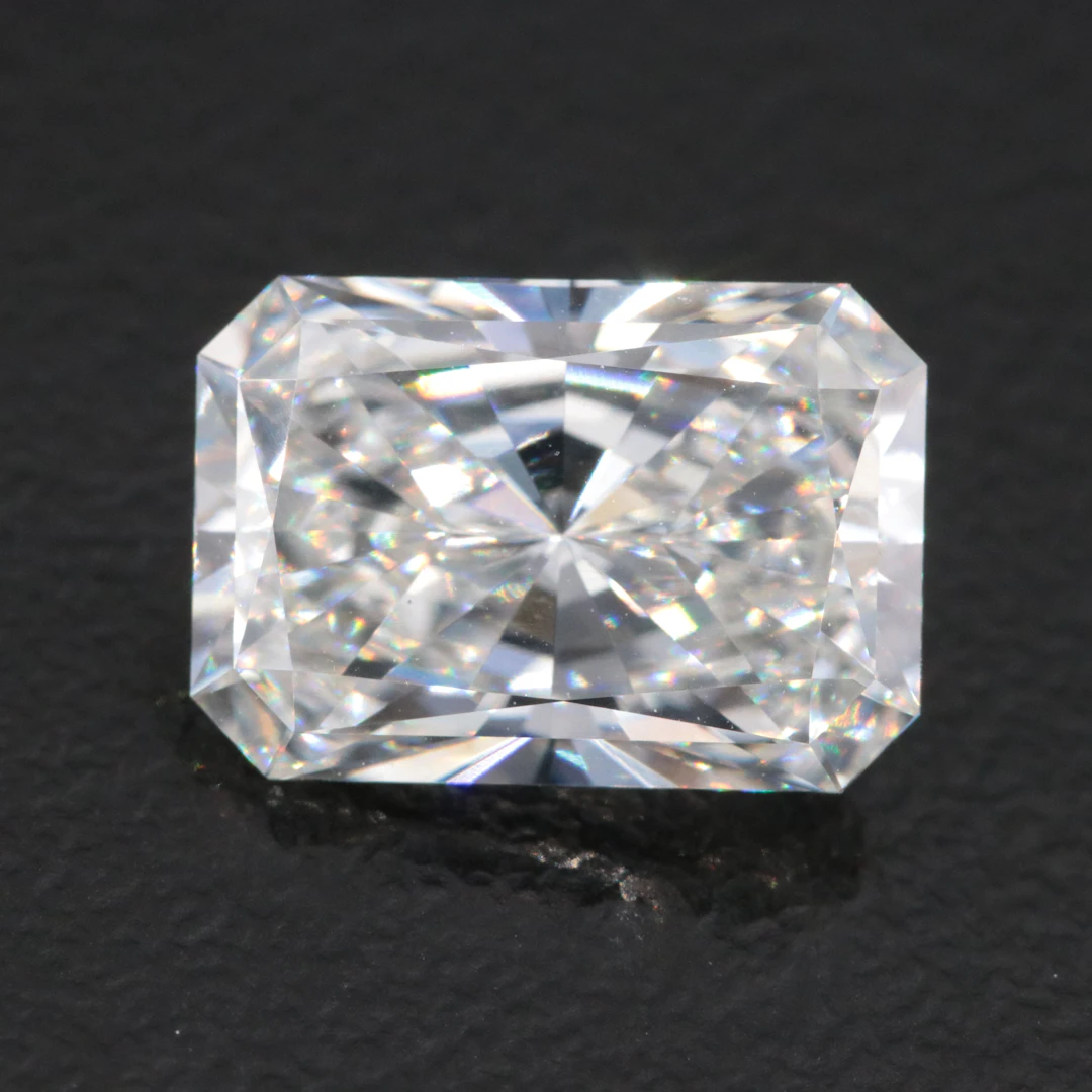 Loose 2.88 CT Lab Grown Diamond with IGI Report