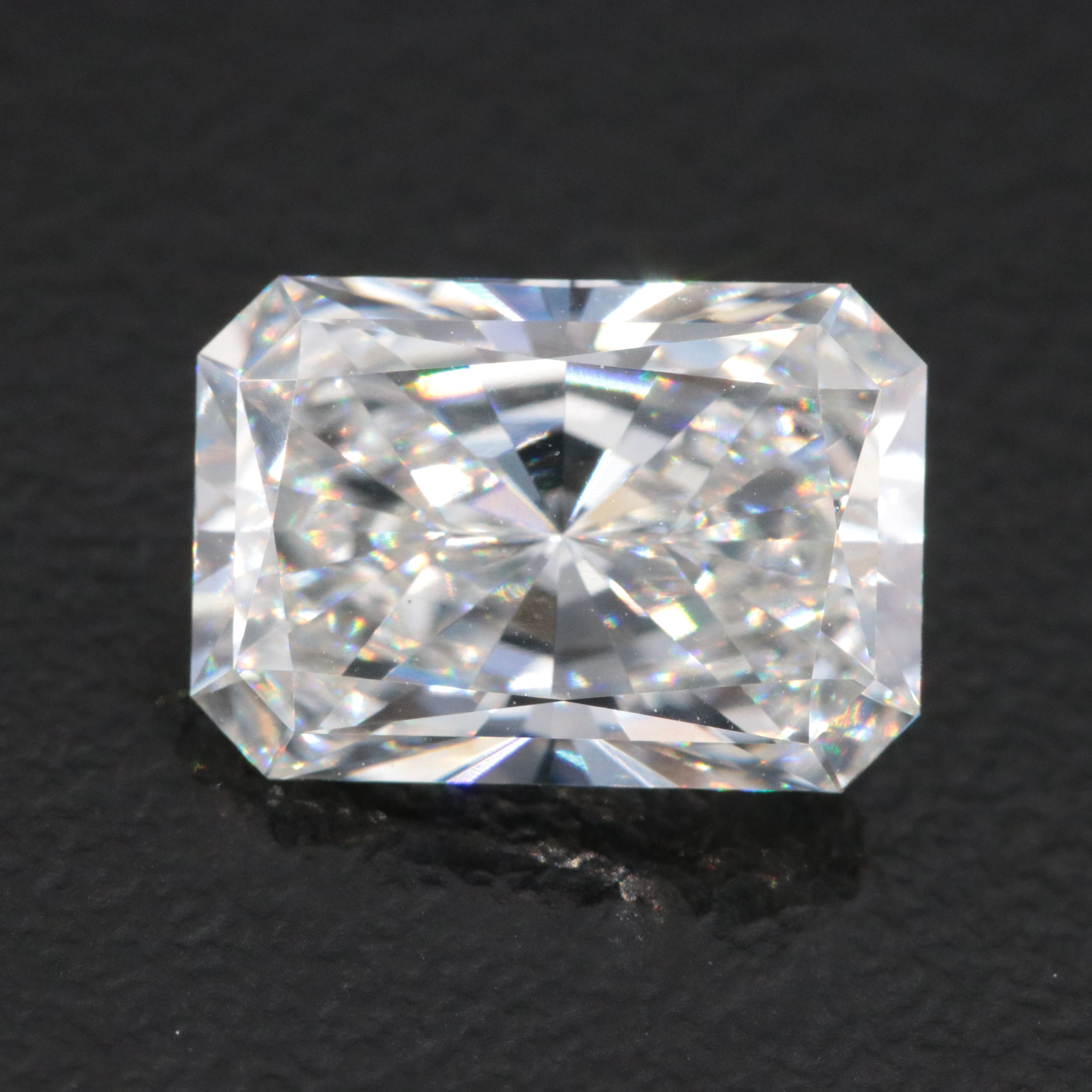 Loose 2.88 CT Lab Grown Diamond with IGI Report