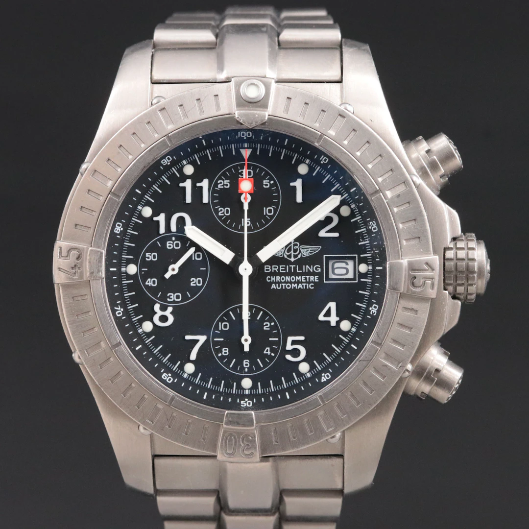 Breitling Chrono Avenger Titanium Watch