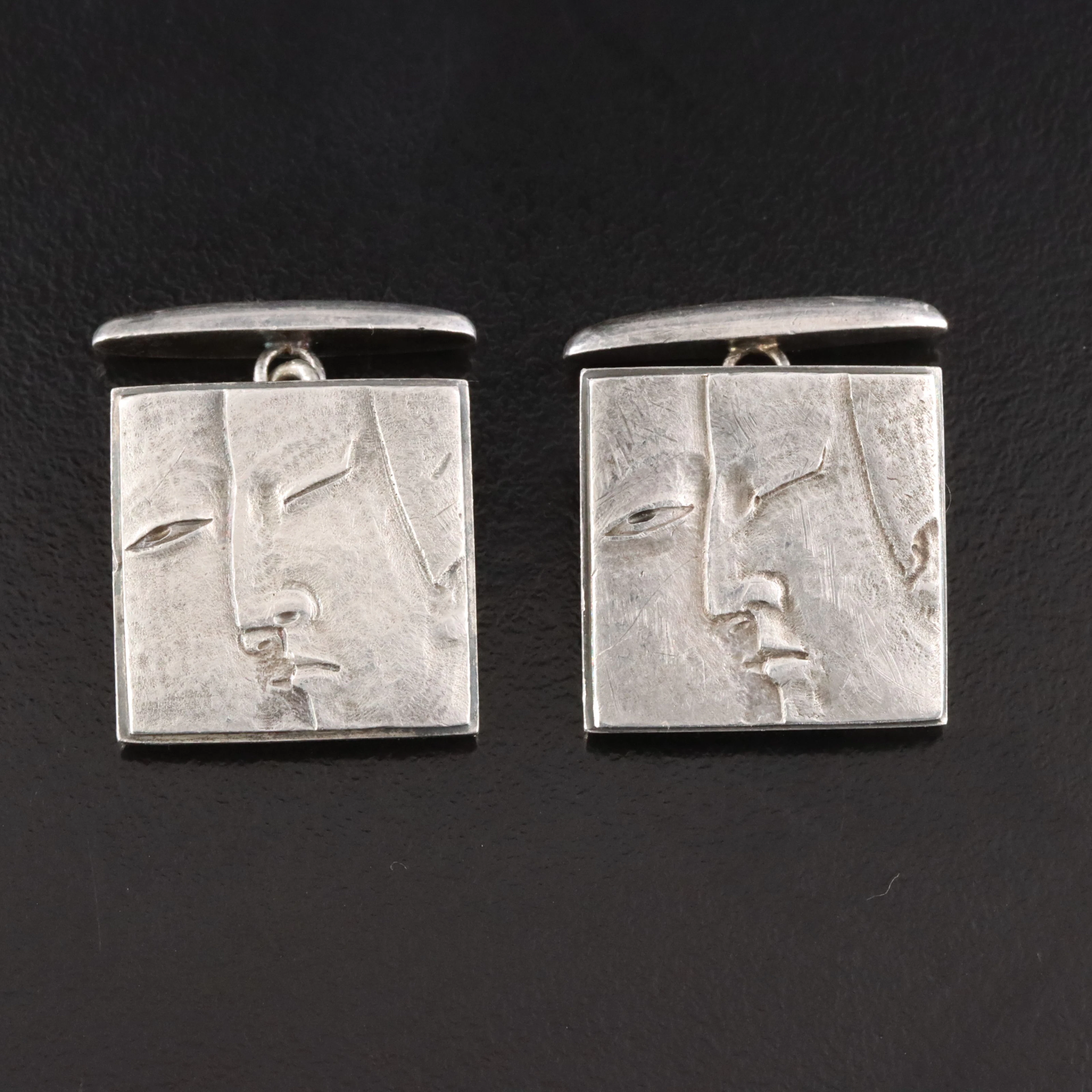 Antique Japanese 950 Silver Koibikyaku Yamato Orai Cufflinks, Early 1900s