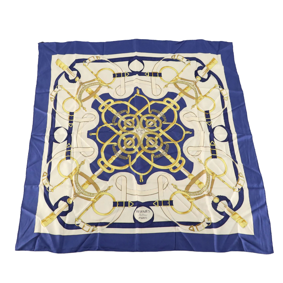Hermès "Eperon d'Or" Scarf 90 in Silk Twill With Box