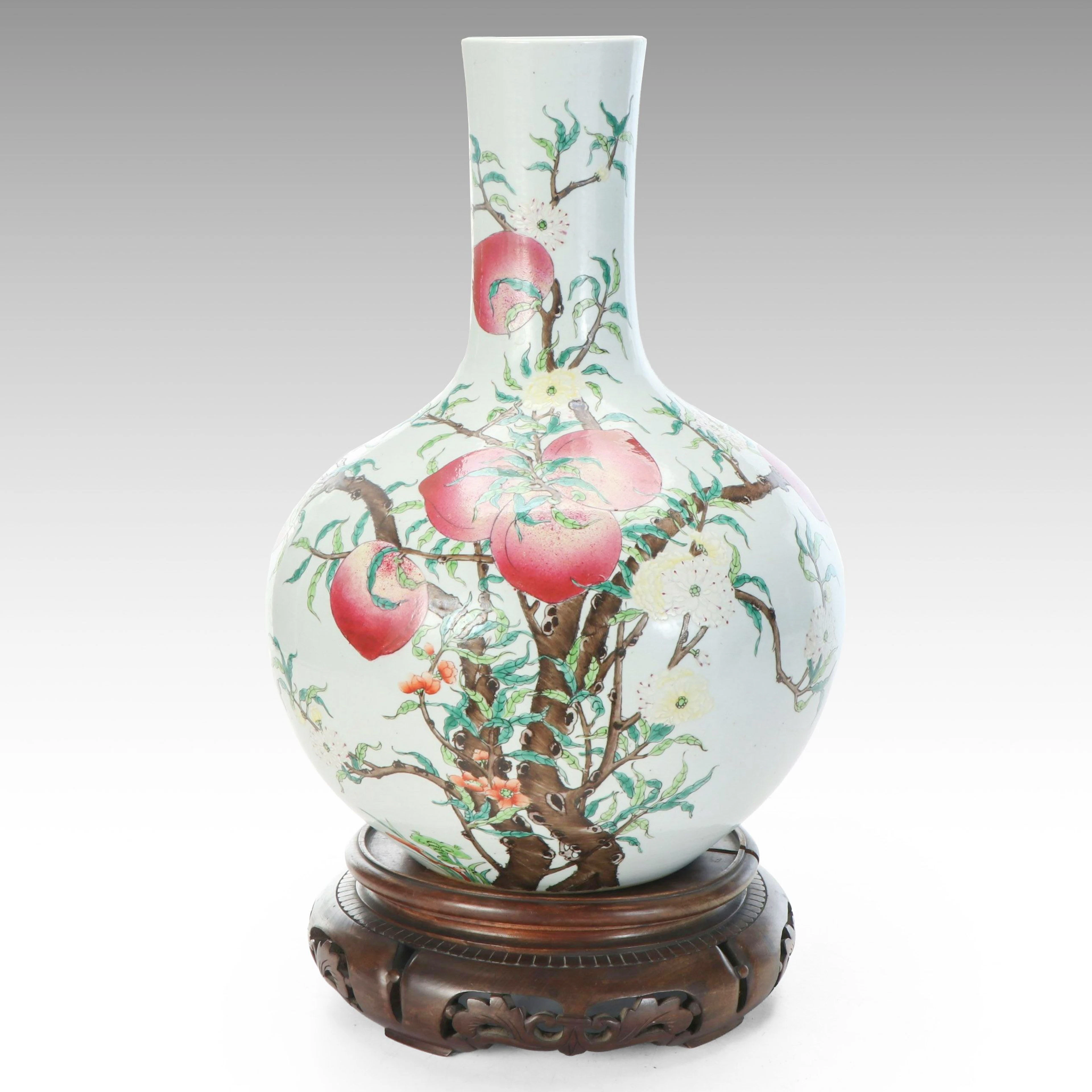 Chinese Porcelain Peach of Immortality Vase on Wooden Stand