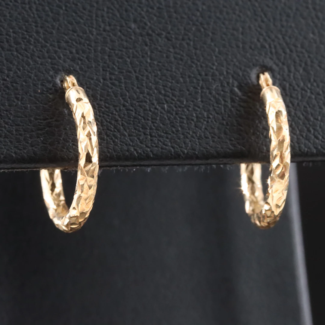 14K Diamond-Cut Hoop Earrings