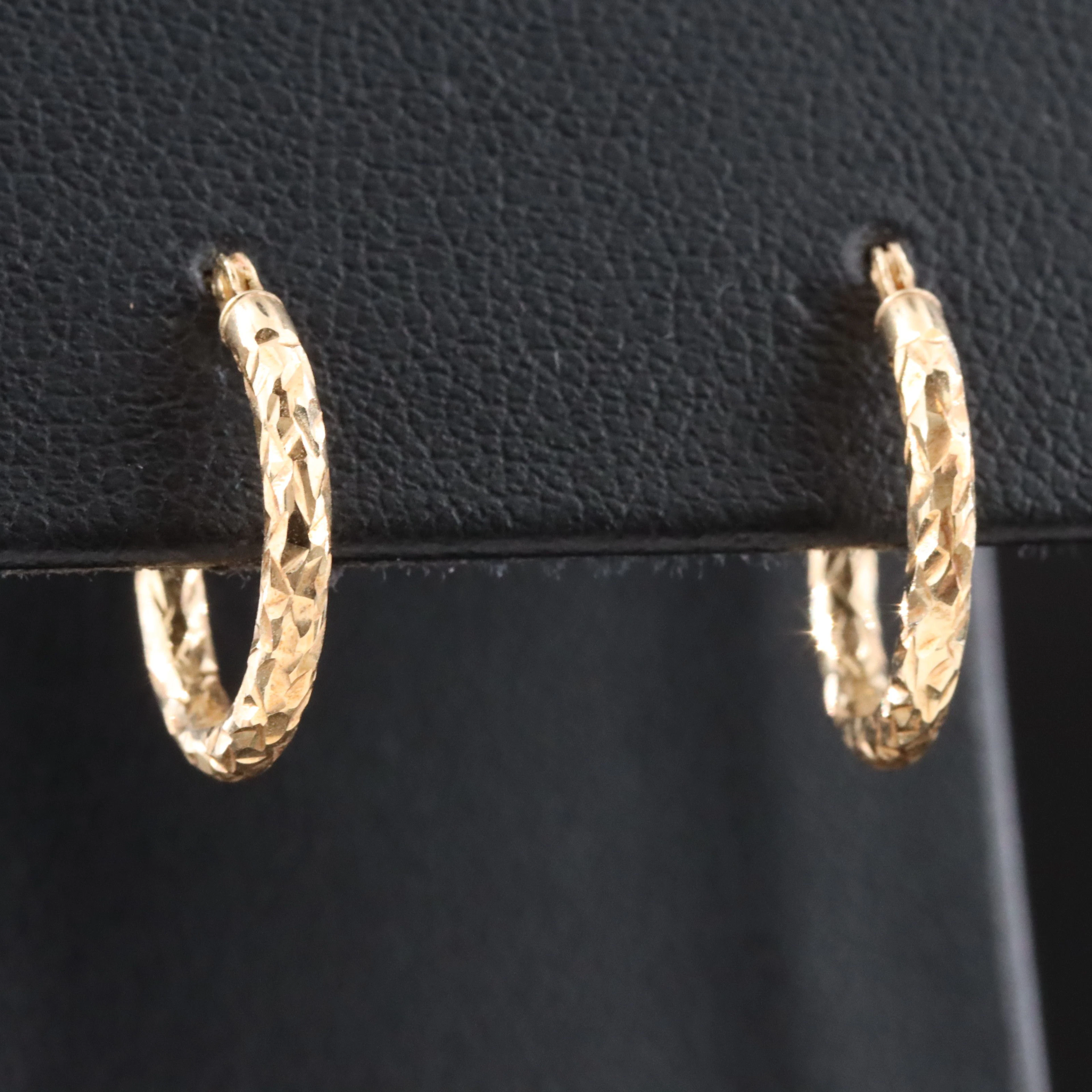 14K Diamond-Cut Hoop Earrings