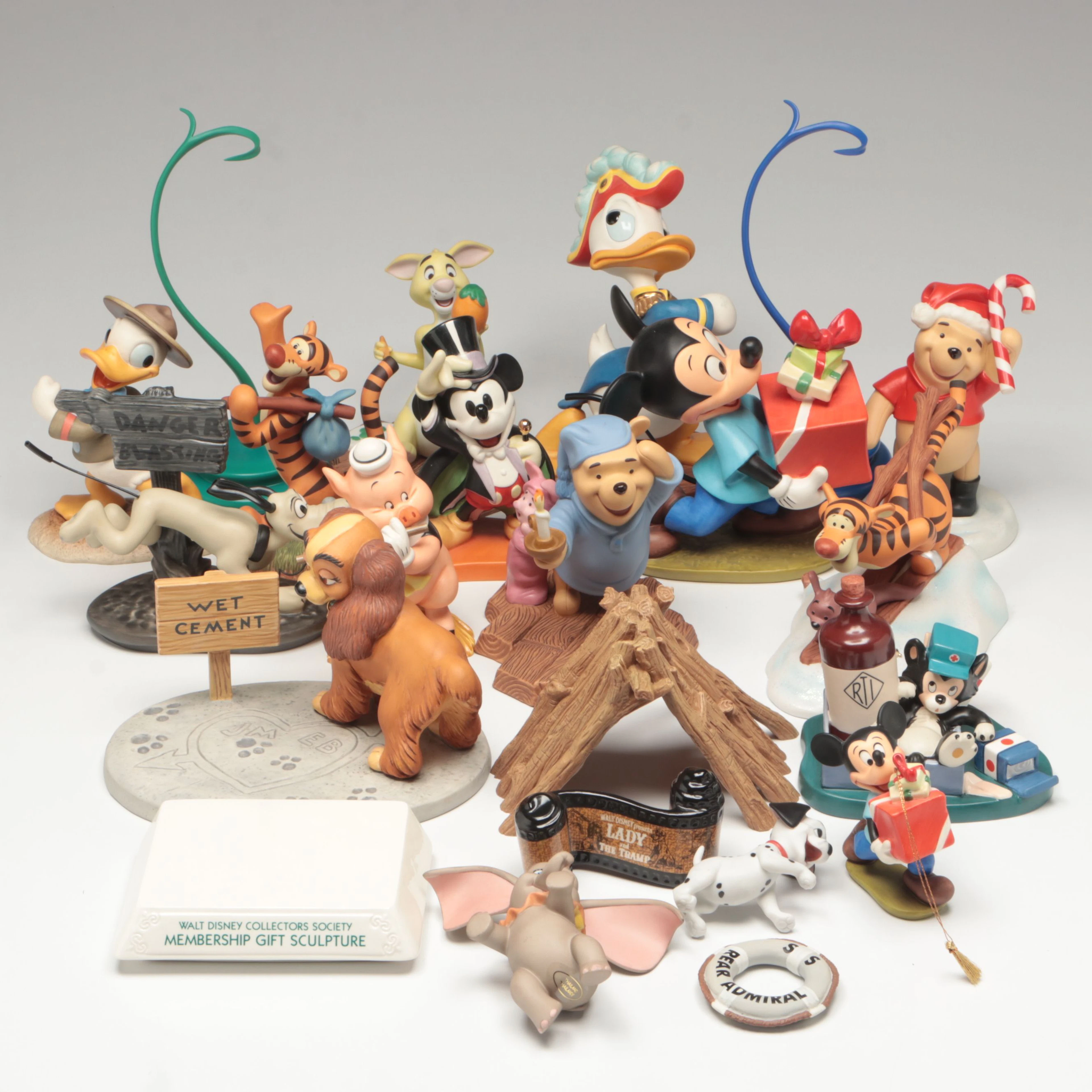 Walt Disney Collectors Society, Pooh & Friends and More Figurines