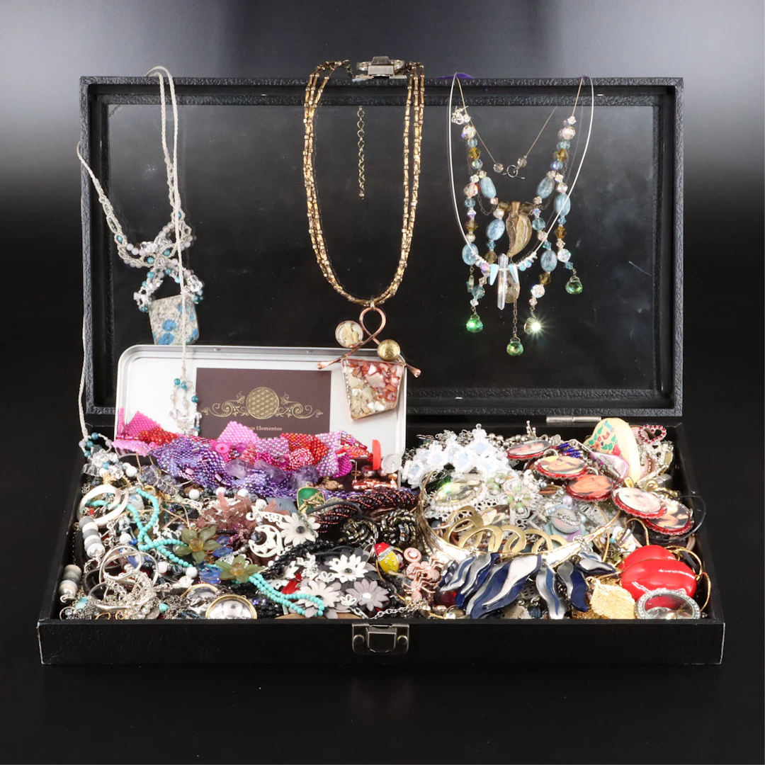 Uncommon Discoveries: Jewelry Collection