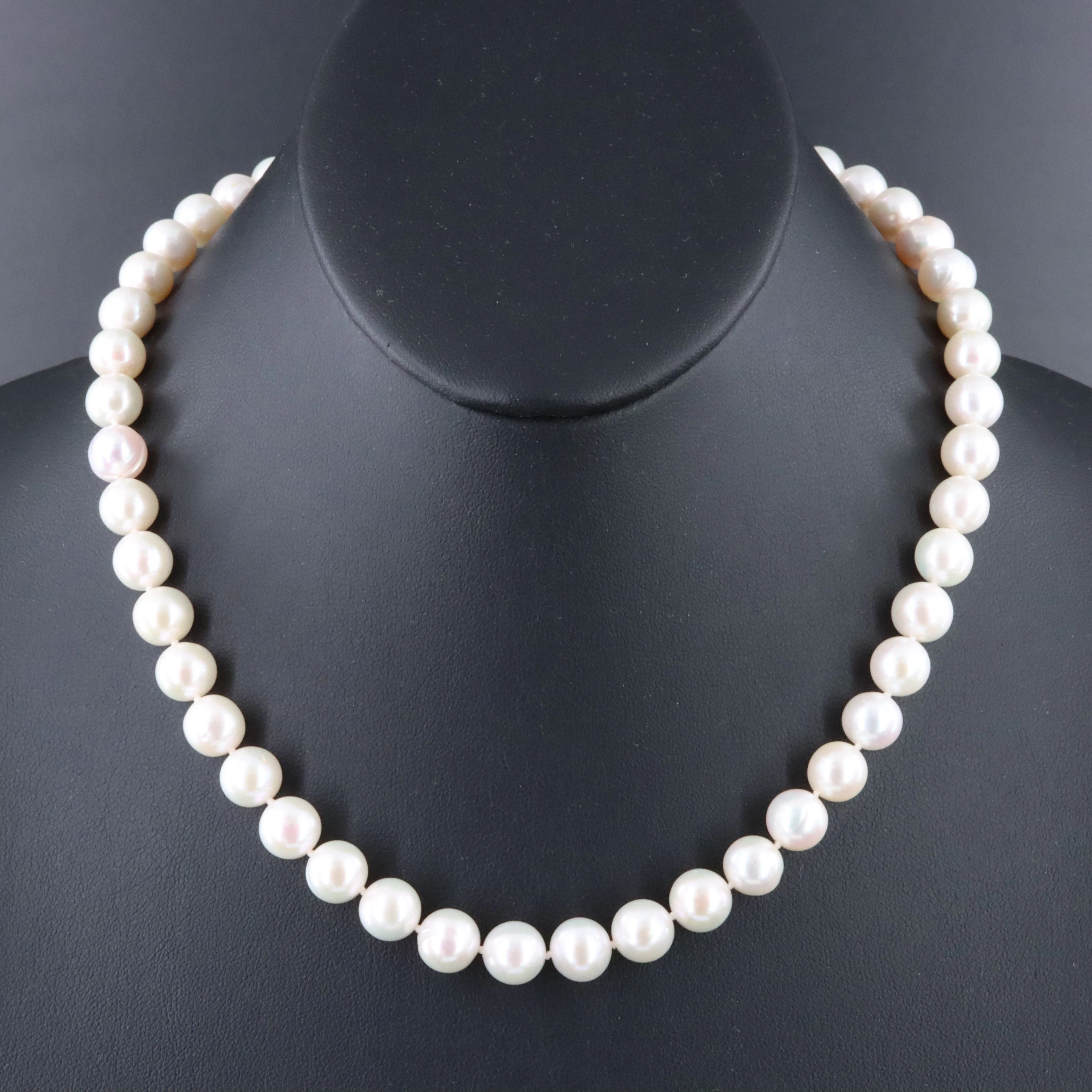 Pearl Necklace with 18K Clasp