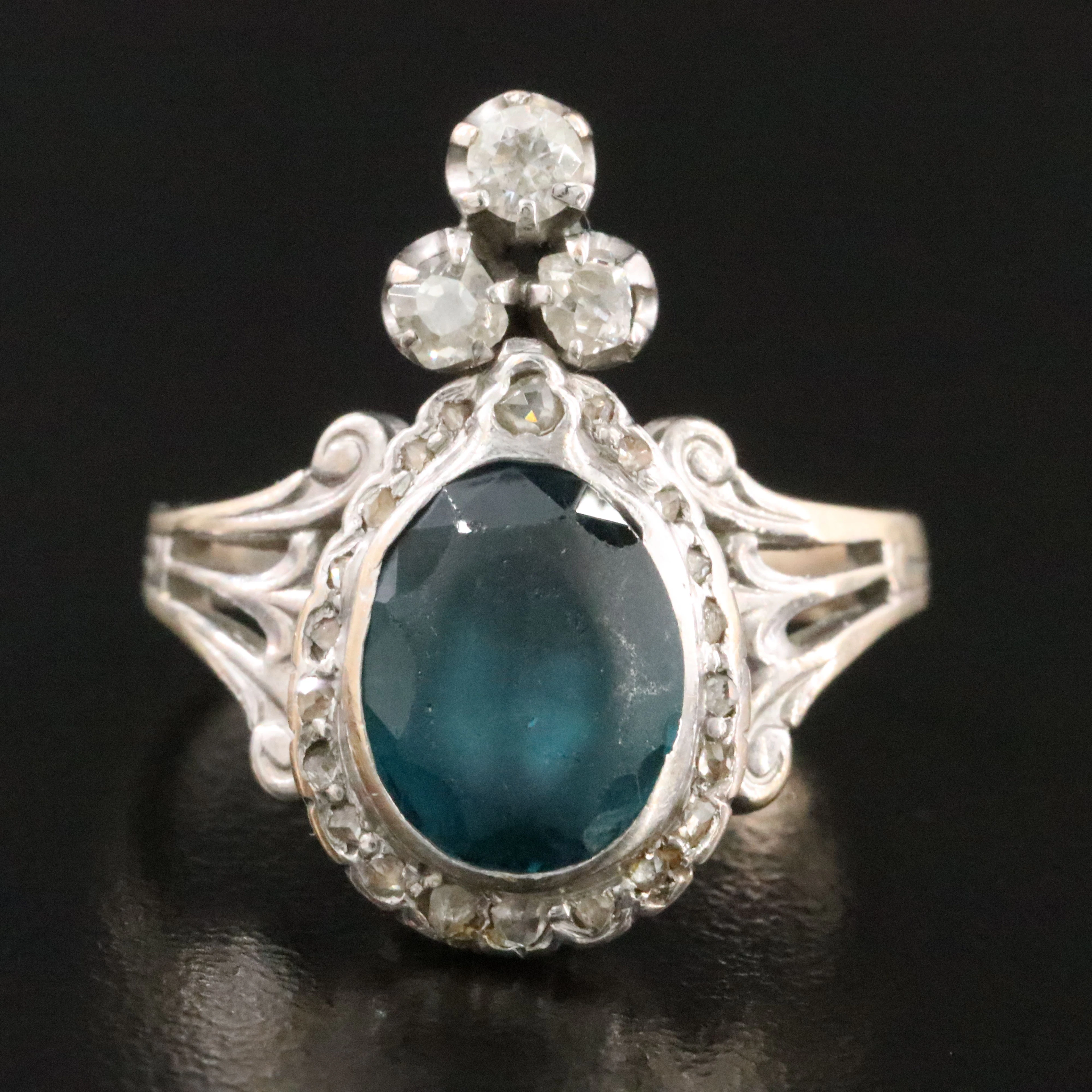 Antique 14K Spinel and Diamond Aigrette Ring with Fleur-de-Lis Shoulders