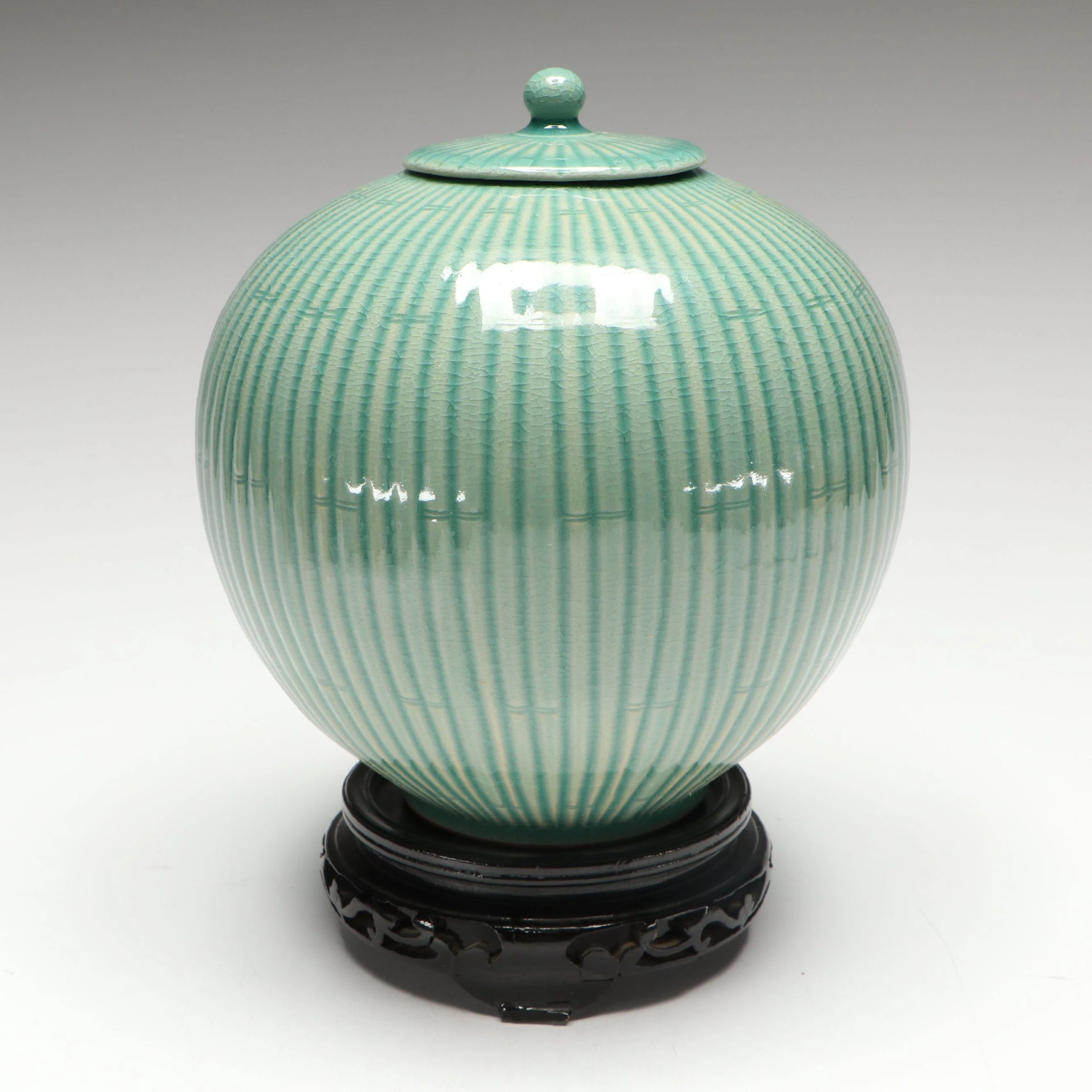 Korean Bamboo Ribbed Crackle Celadon Glaze Porcelain Lidded Jar on Wood Base