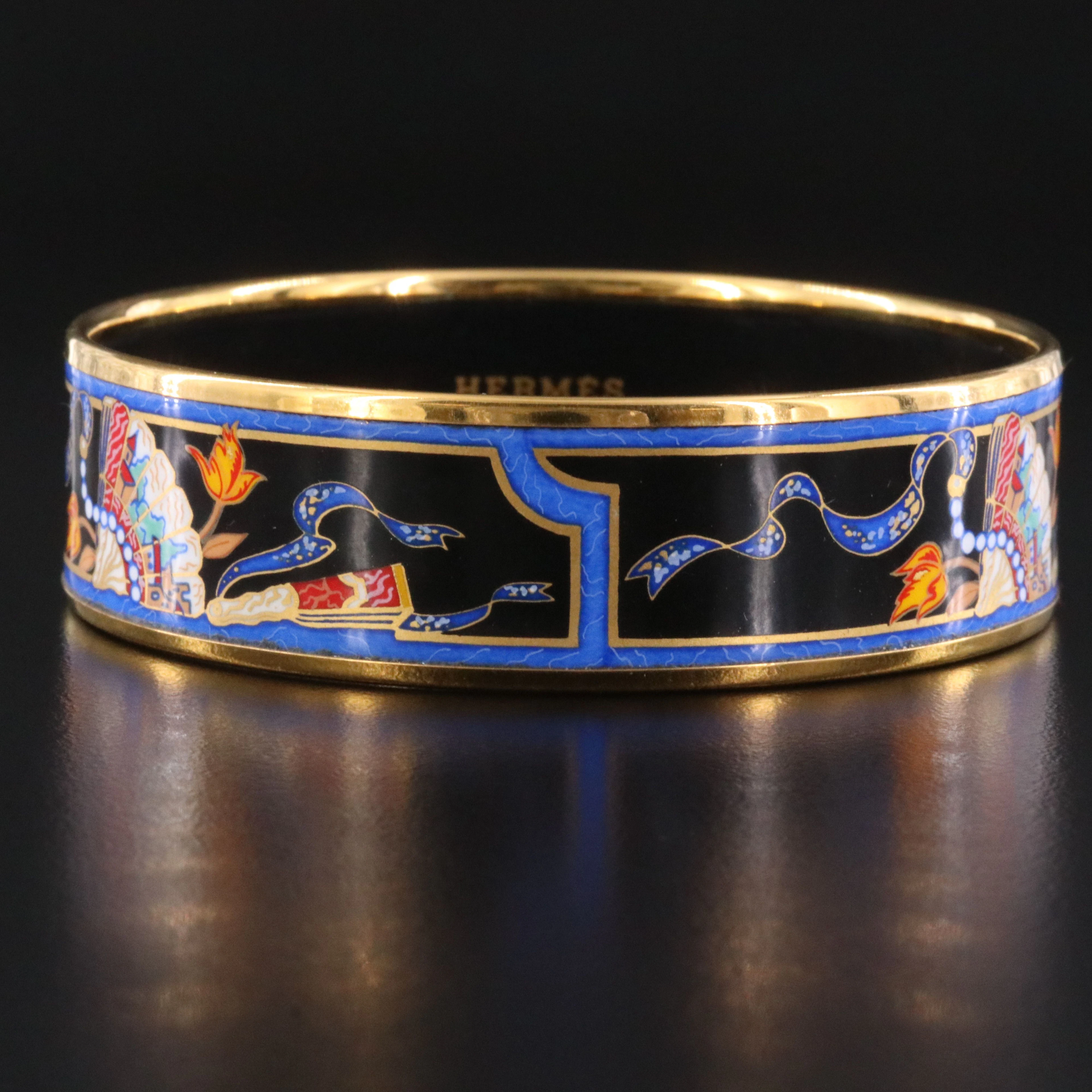 Hermès Fan Motif Wide Enamel Bangle
