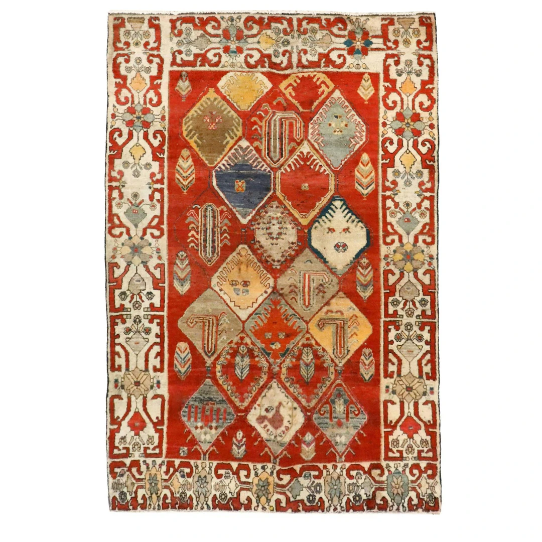 4'7 x 8'5 Hand-Knotted Persian Hamadan Area Rug