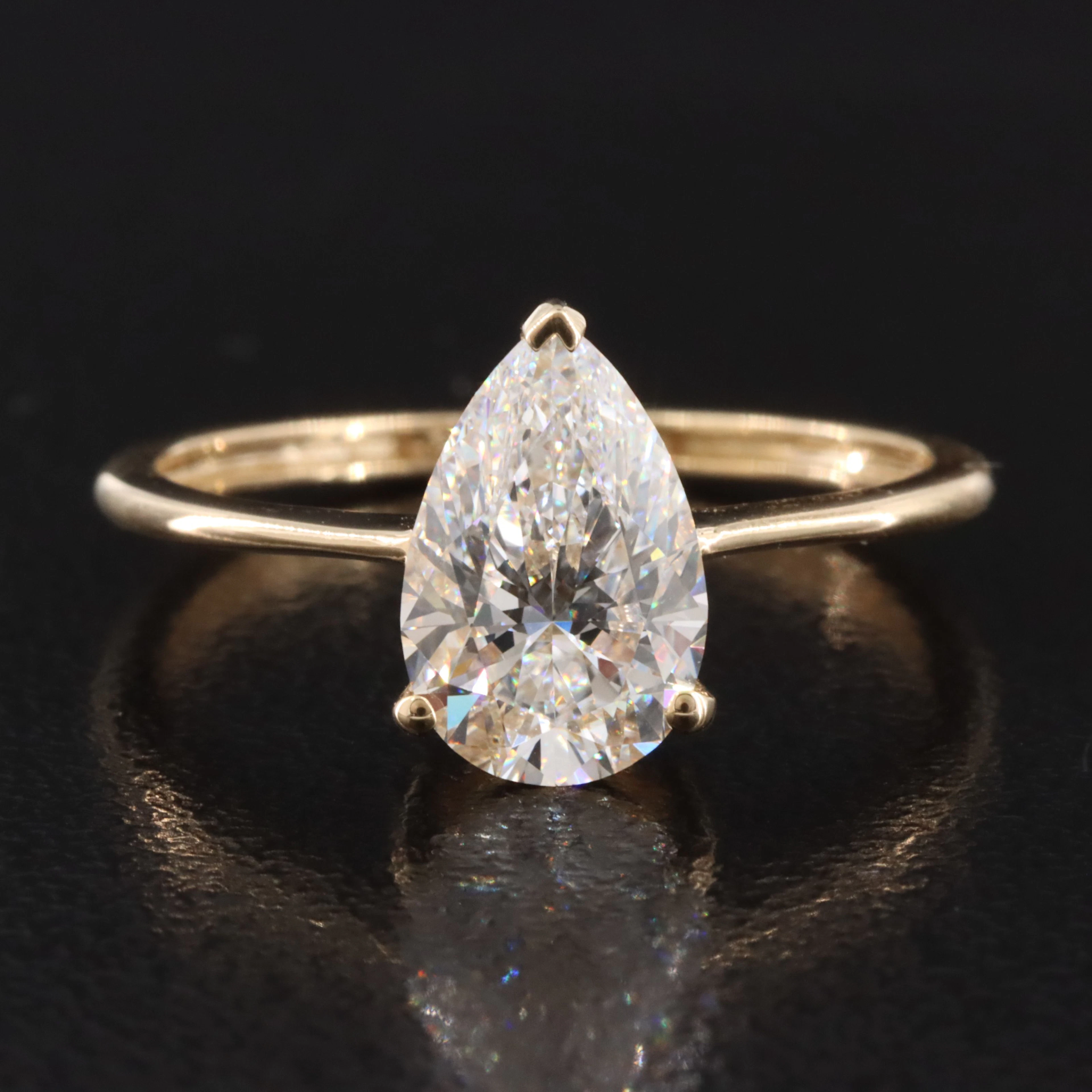 14K 1.57 CT Lab Grown Diamond Solitaire Ring with IGI Report