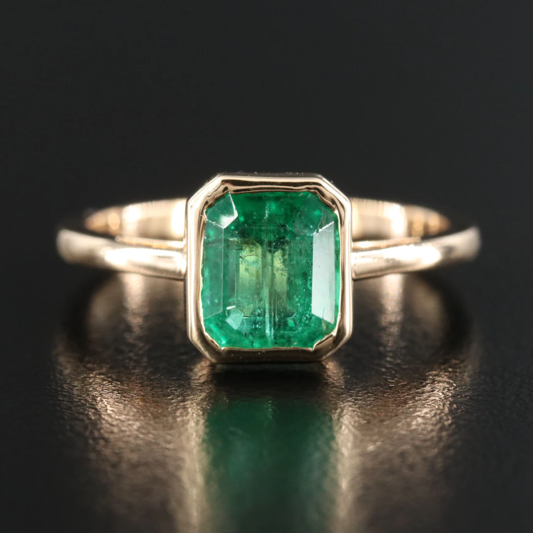 18K Emerald Solitaire Ring with GIA Report