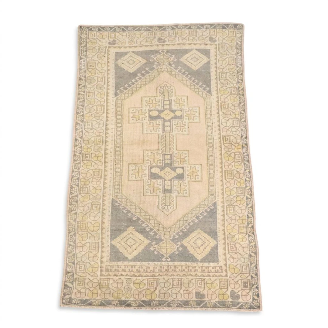 3'7 x 6'6 Hand-Knotted Turkish Taşpınar Area Rug