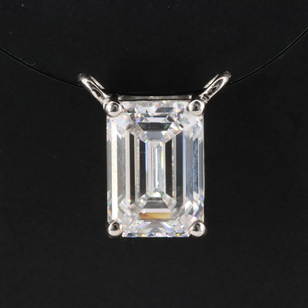 1.56 CT Lab Grown Diamond in 14K Pendant Setting with IGI Report