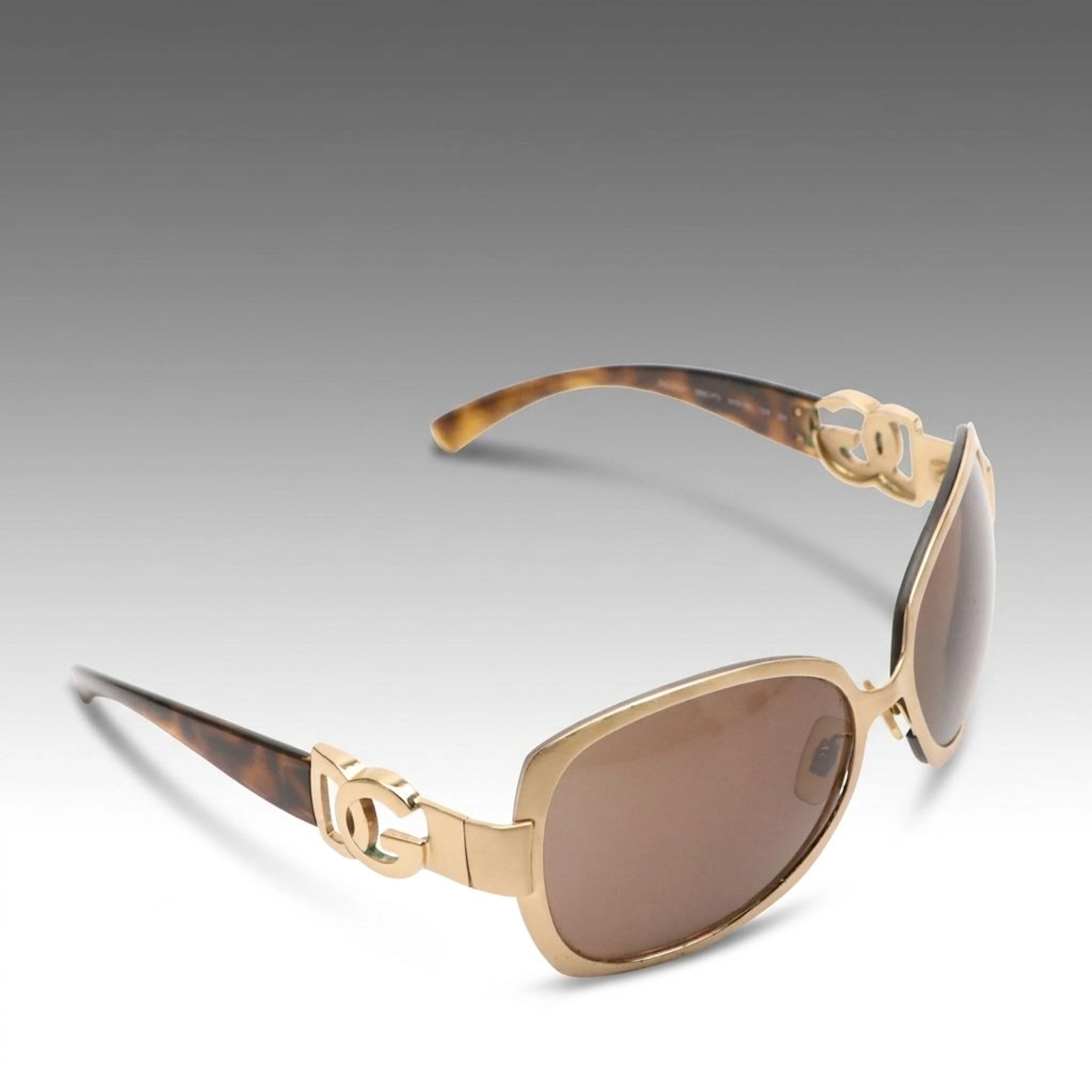 Dolce & Gabbana DG 2031 Sunglasses in Havana (Tortoise)/Gold