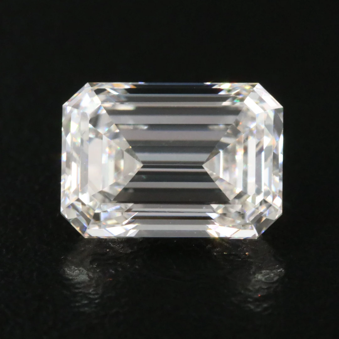 Loose 3.10 CT Lab Grown Diamond with IGI Report