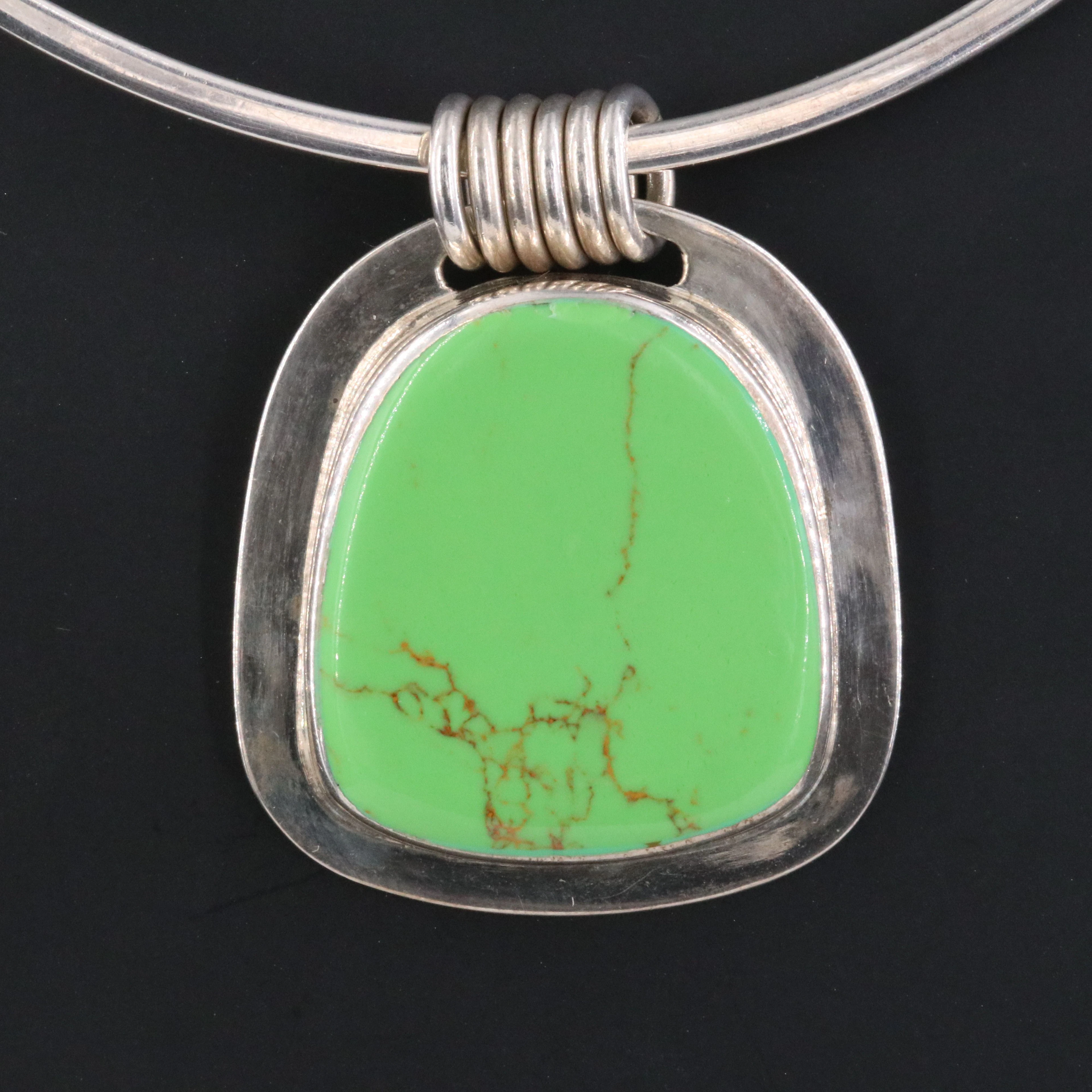 Mexican Sterling Howlite Pendant Collar Necklace