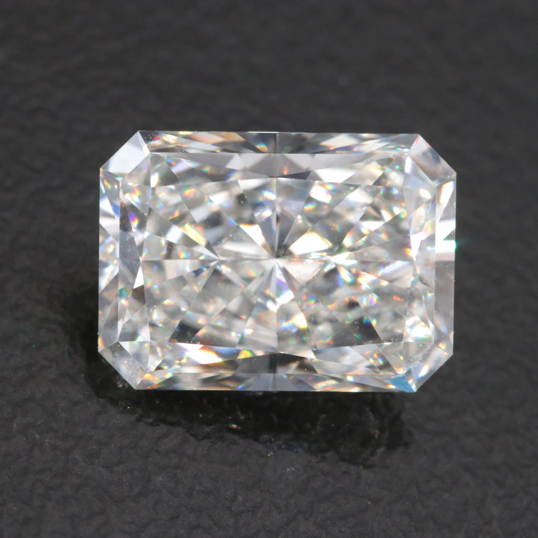 Loose 2.88 CT Lab Grown Diamond with IGI Report