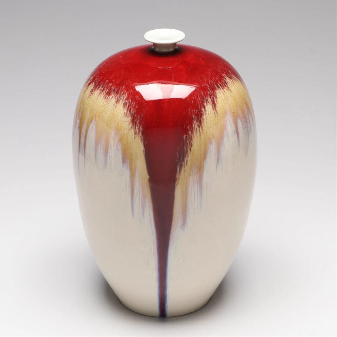 Chinese Decorative Porcelain Meiping Vase, 20th Century