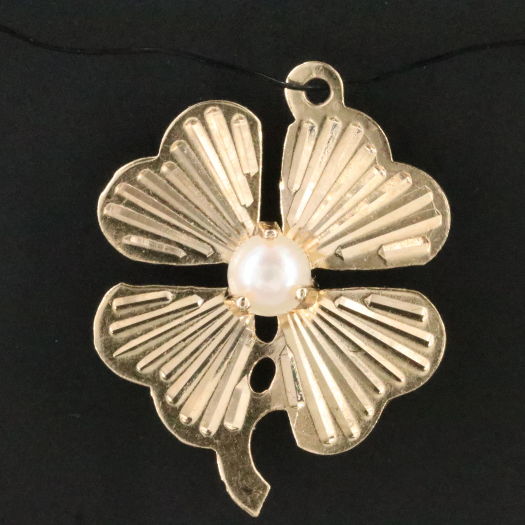 14K Pearl Clover Pendant Charm