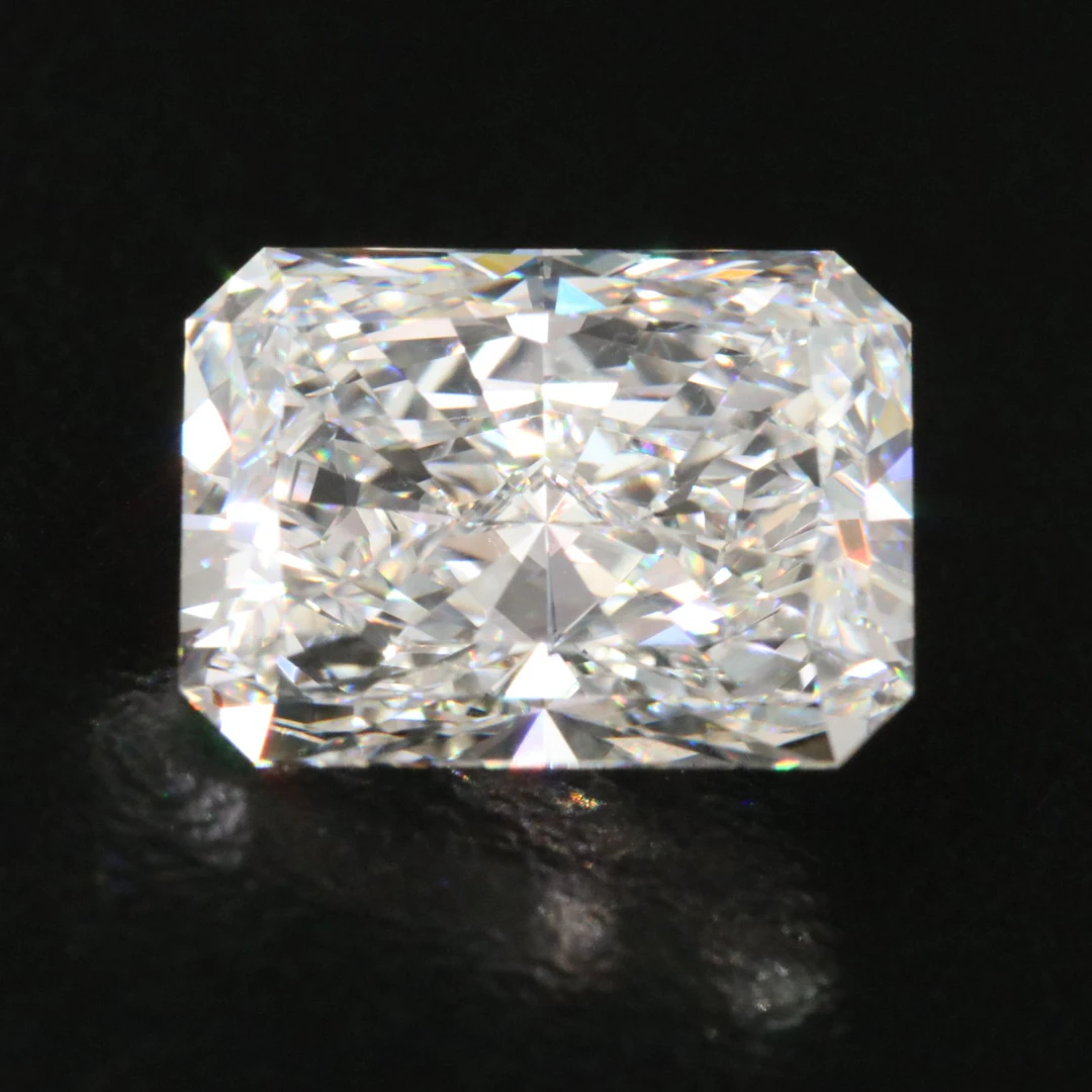 Loose 5.05 CT Lab Grown Diamond with IGI Report