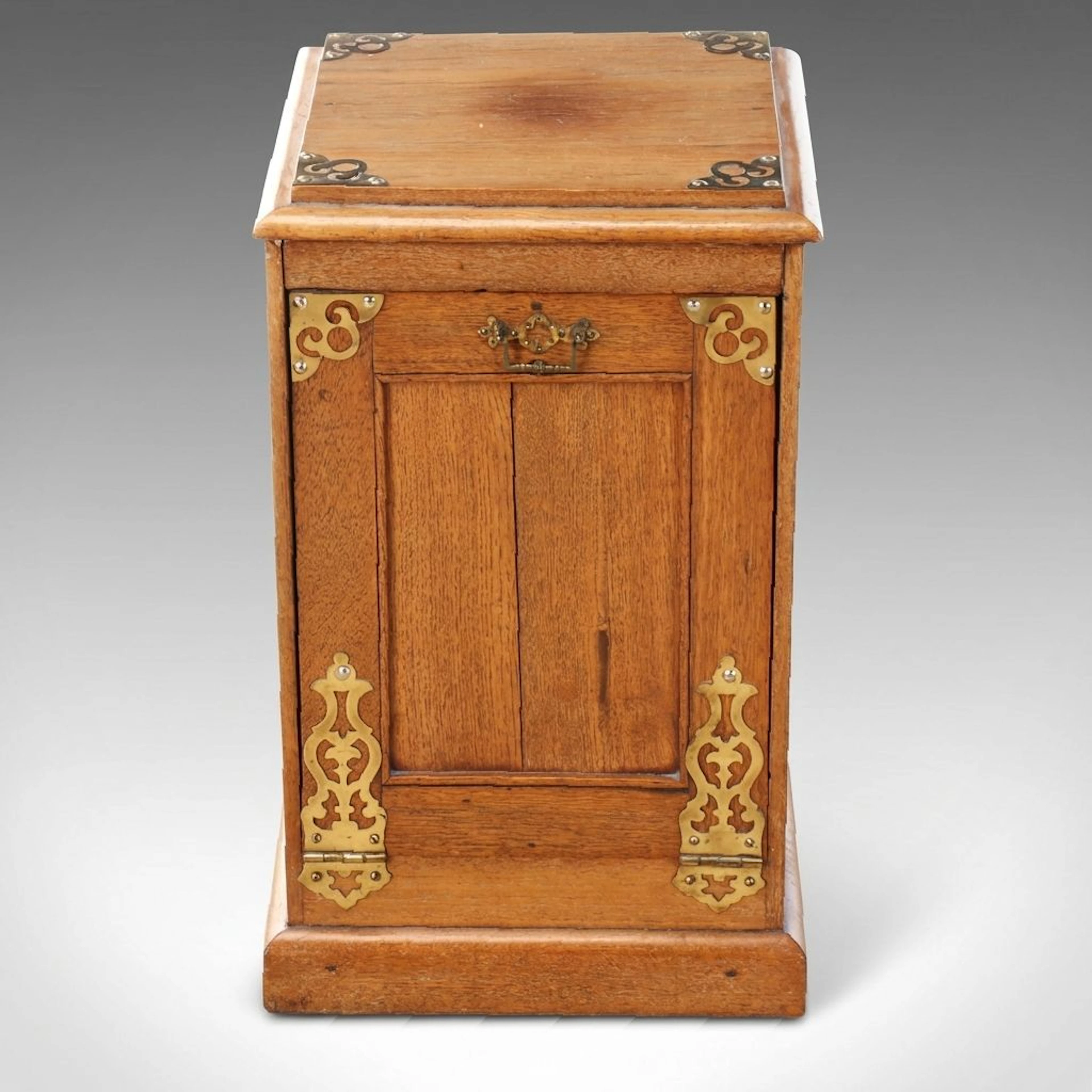 Victorian Style Oak and Brass Purdonium Fireside Fuel Box