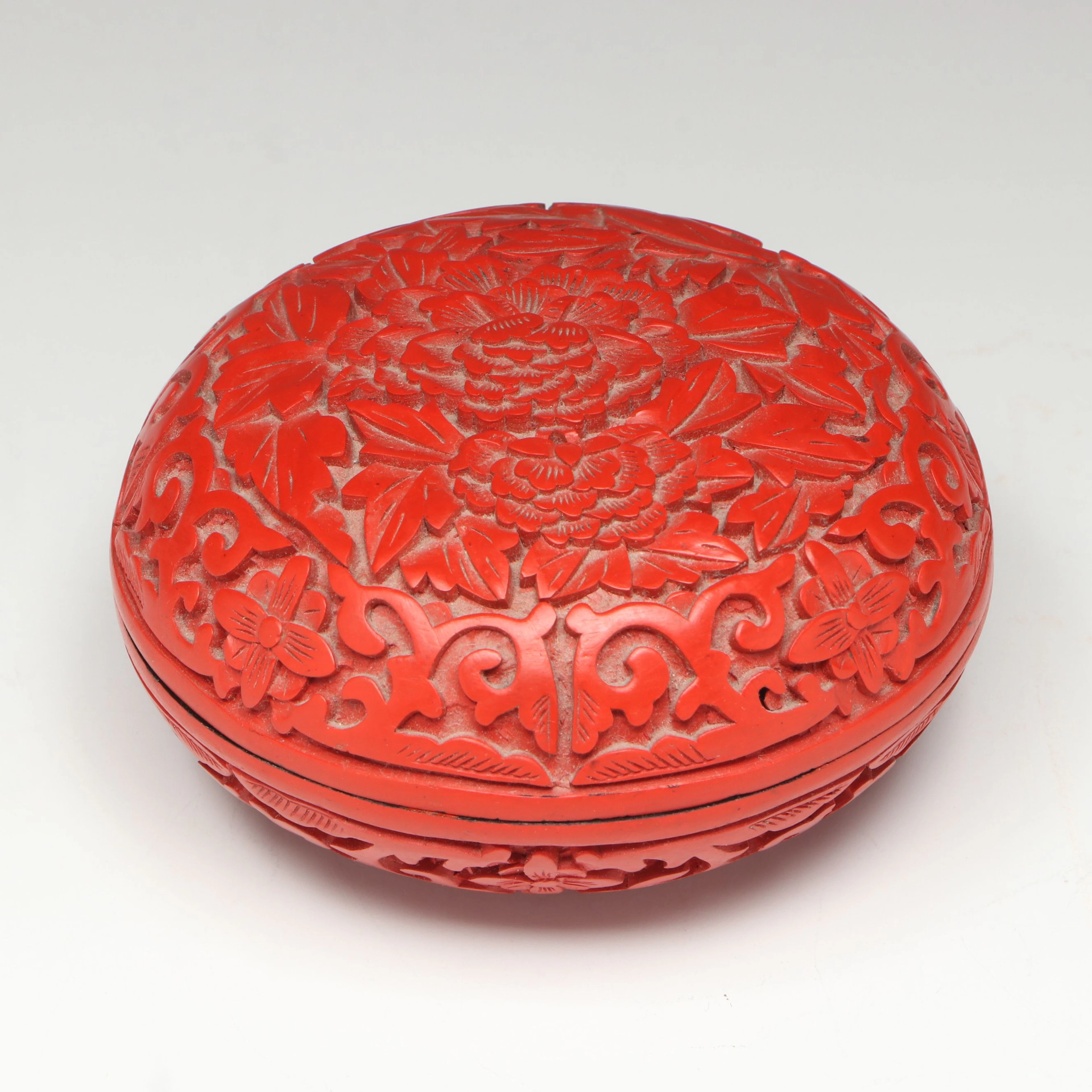 Chinese Faux Cinnabar Box