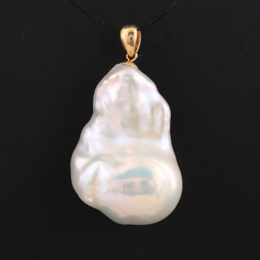 Pearl Pendant with 18K Bail