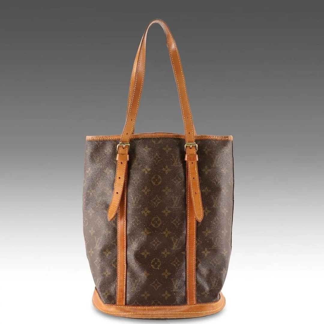 Louis Vuitton Bucket Tote Bag in Monogram Canvas and Leather