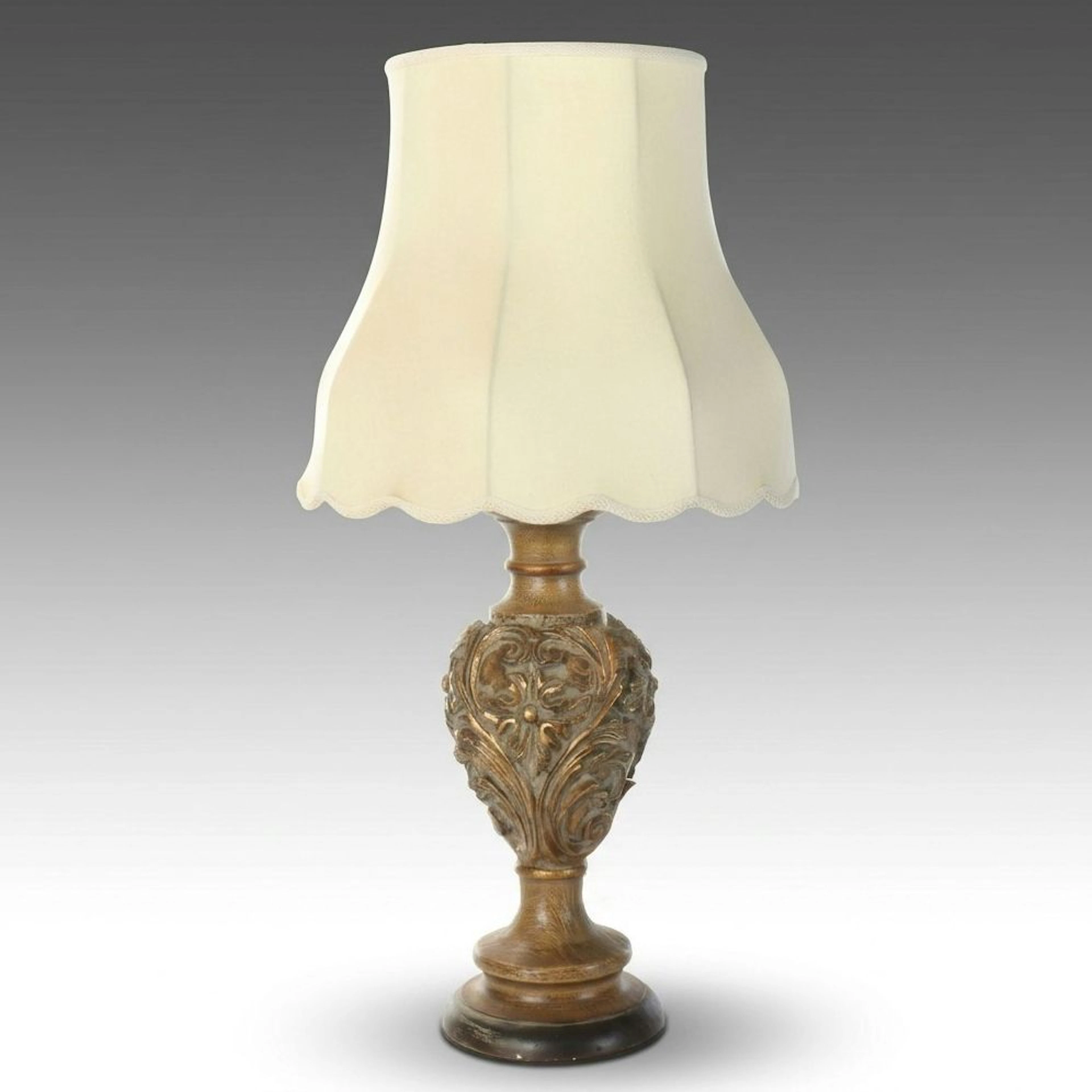Traditional Ornate Acanthus Leaf Table Lamp with Scalloped Shade