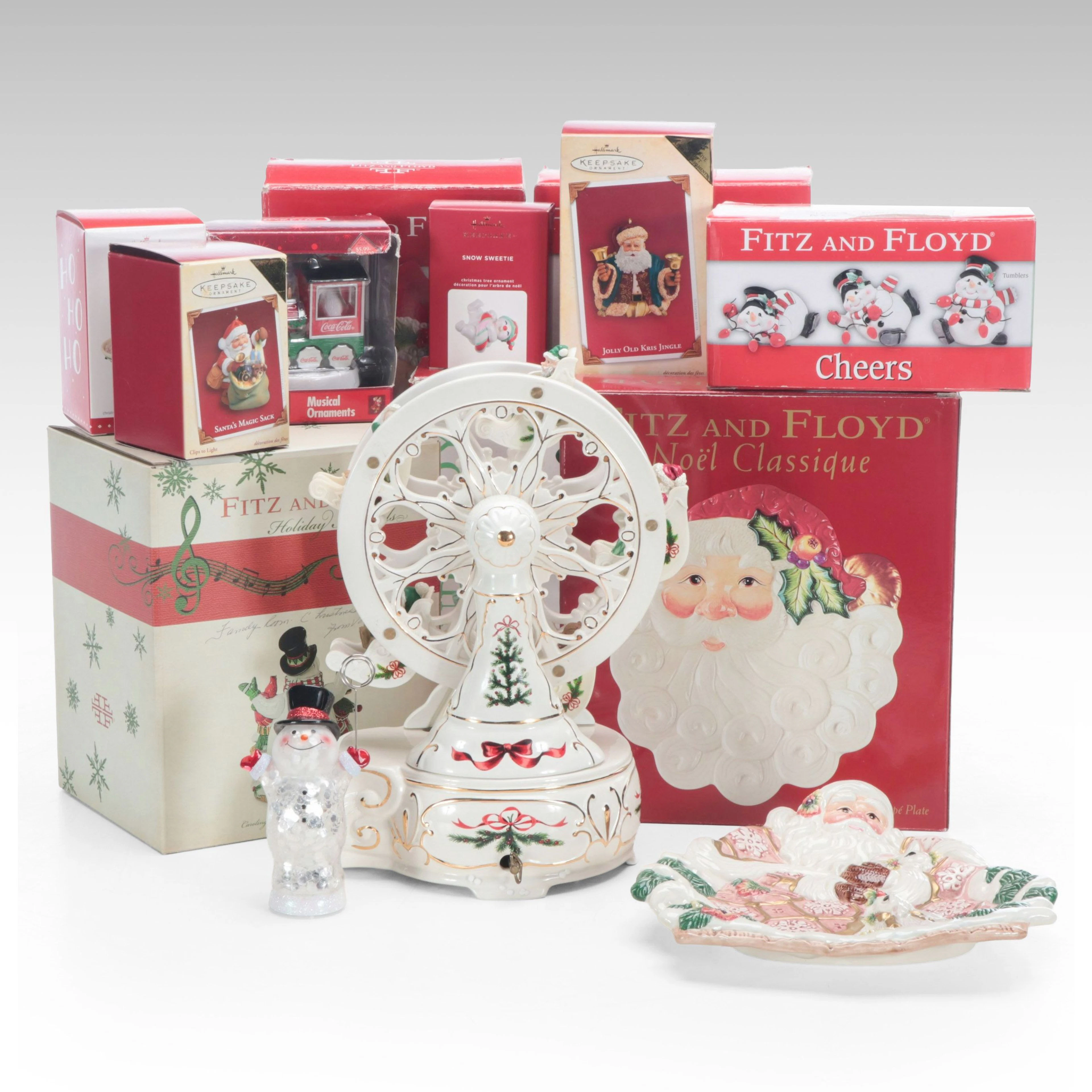 Fitz and Floyd Classics Woodland Santa Plate with Other Décor