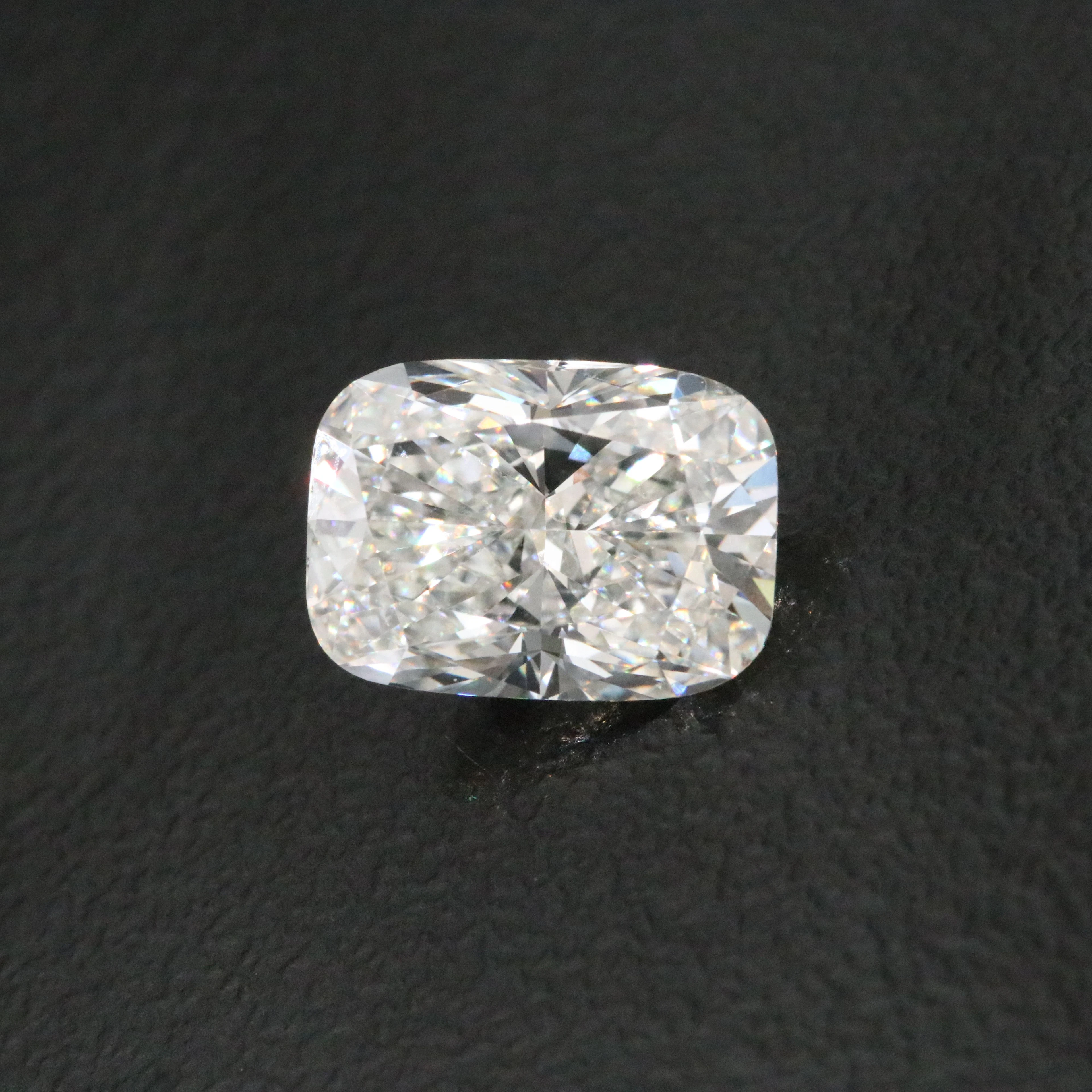 Loose 2.01 CT Lab Grown Diamond with IGI Report