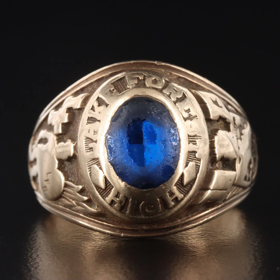 Jostens 10K Spinel Lake Forest High School Class Ring