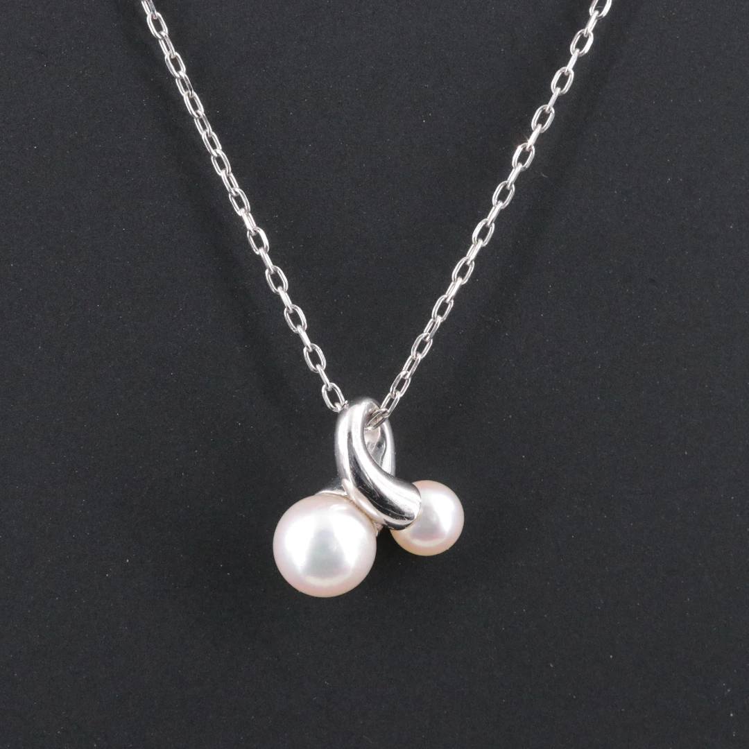 Mikimoto 18K Pearl Crossover Pendant Necklace