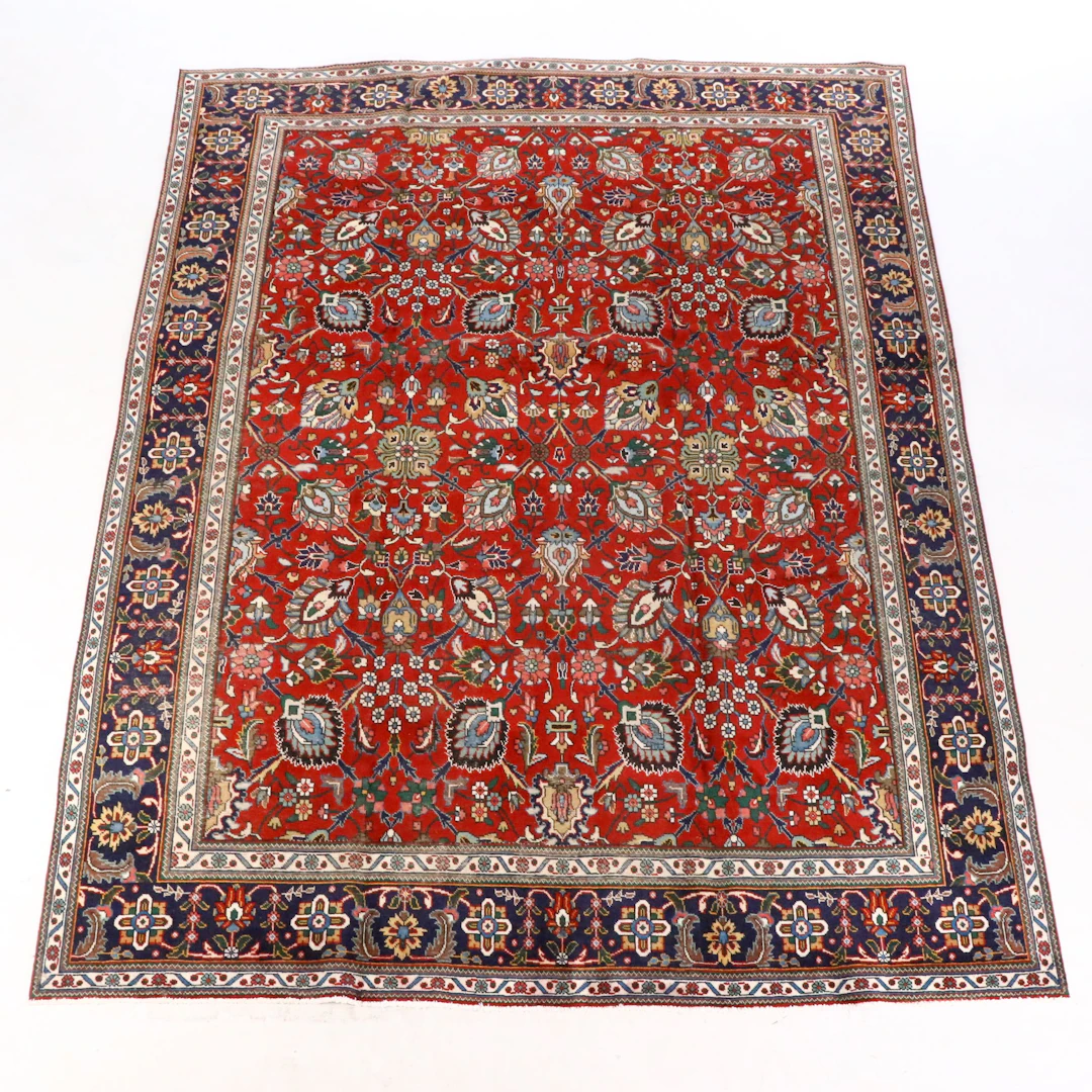 9'9 x 12'10 Hand-Knotted Persian Isfahan Style Room-Sized Rug